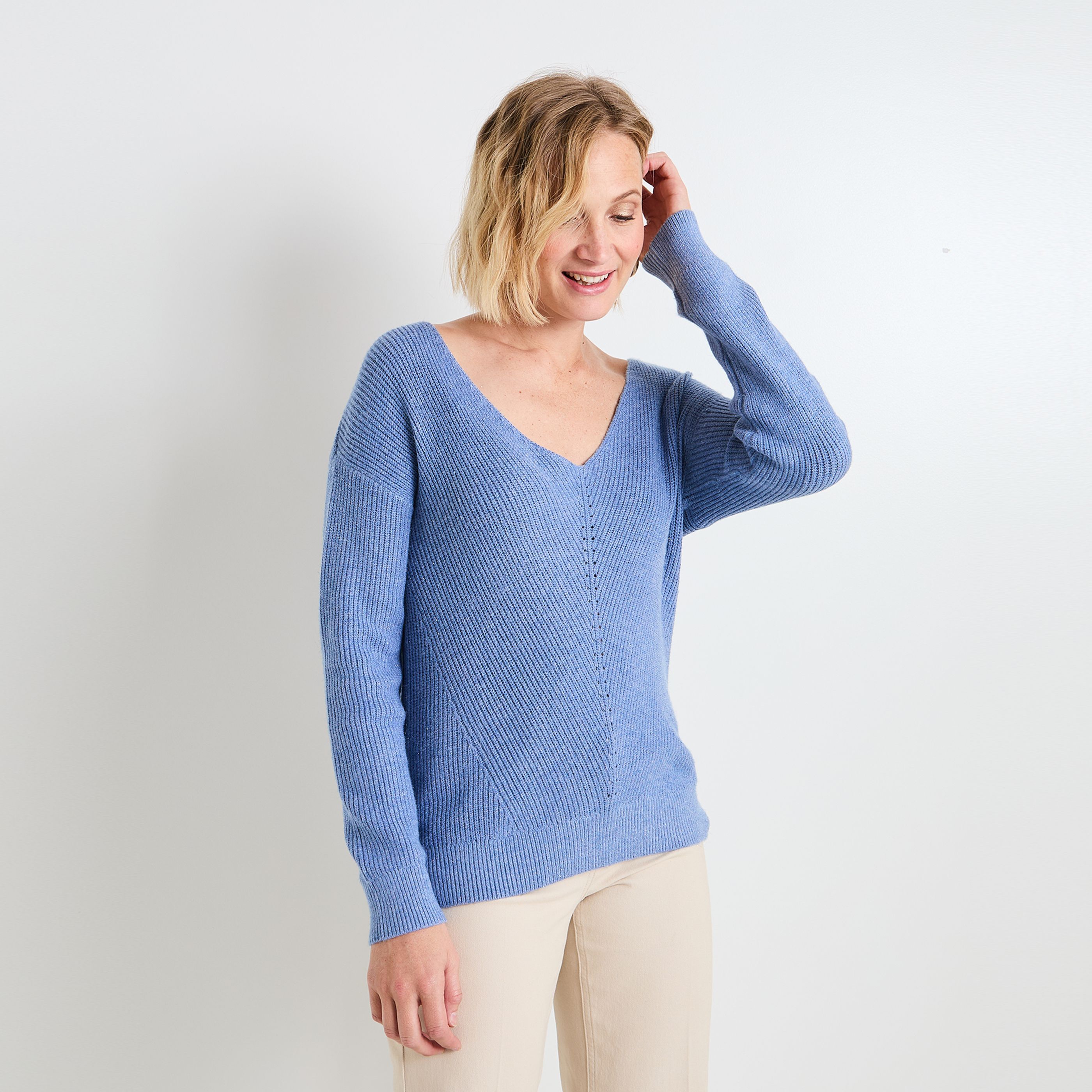 Pull col V femme