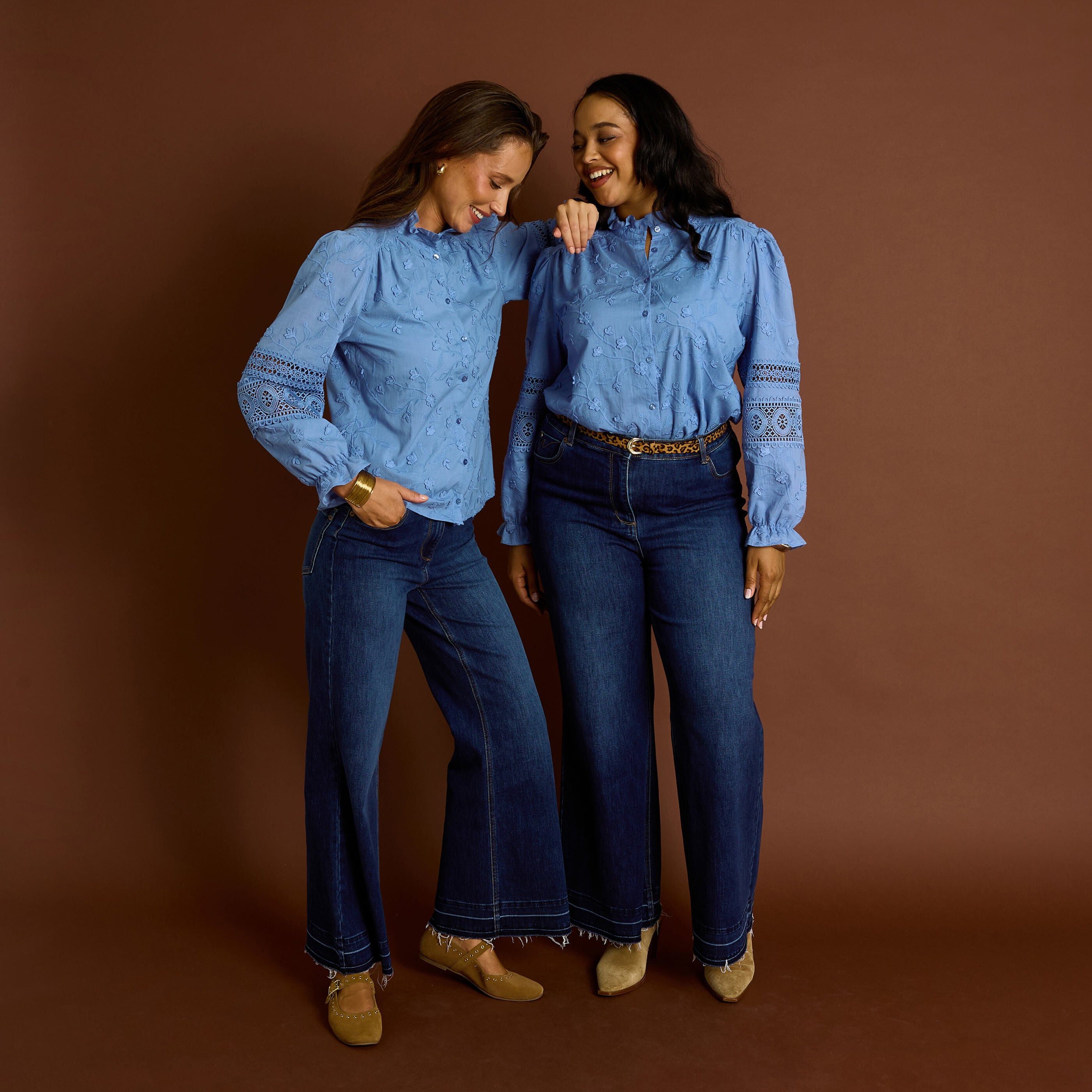 Chemise brod&eacute;e d&eacute;tails ajour&eacute;s femme