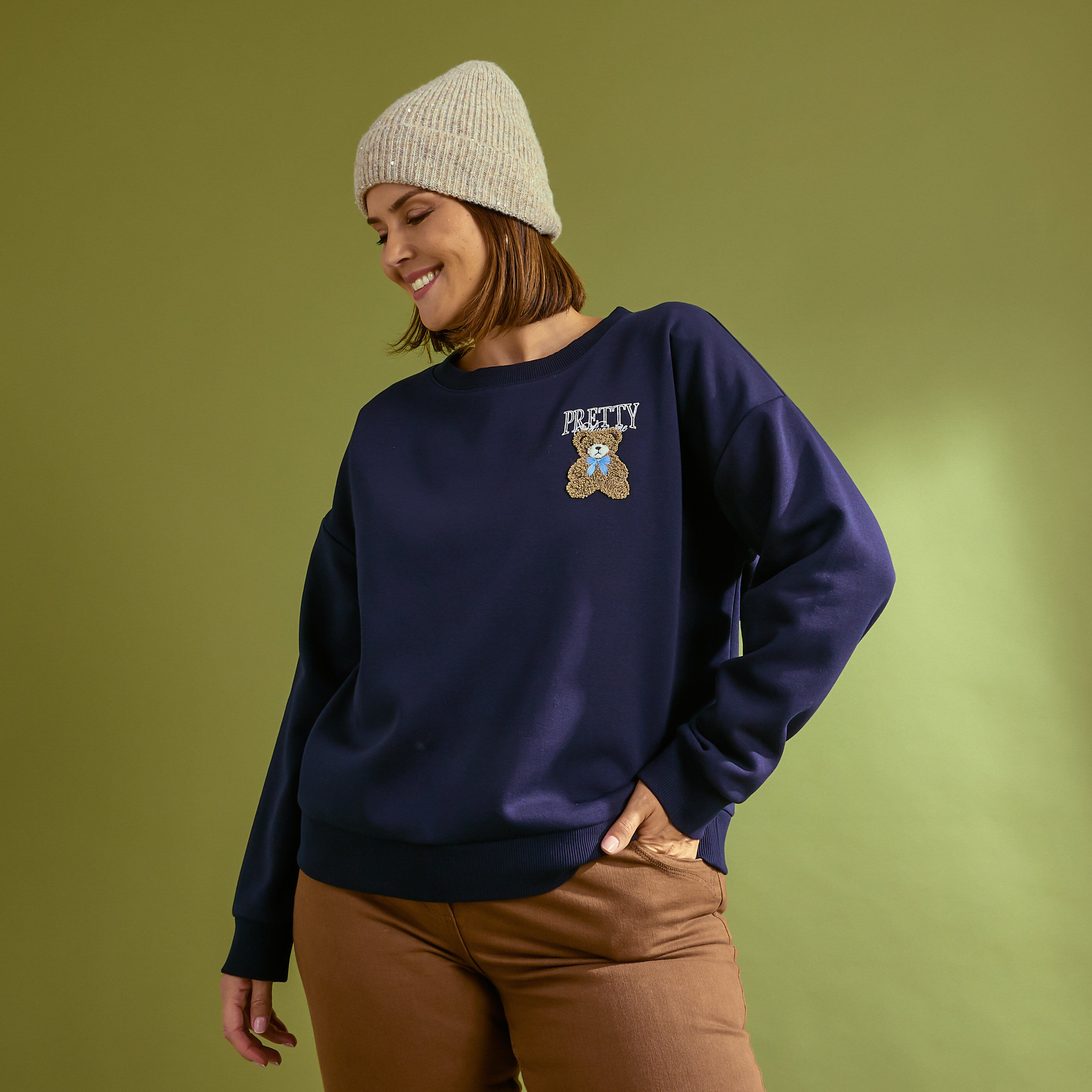 Sweat ours brod&eacute; col rond femme