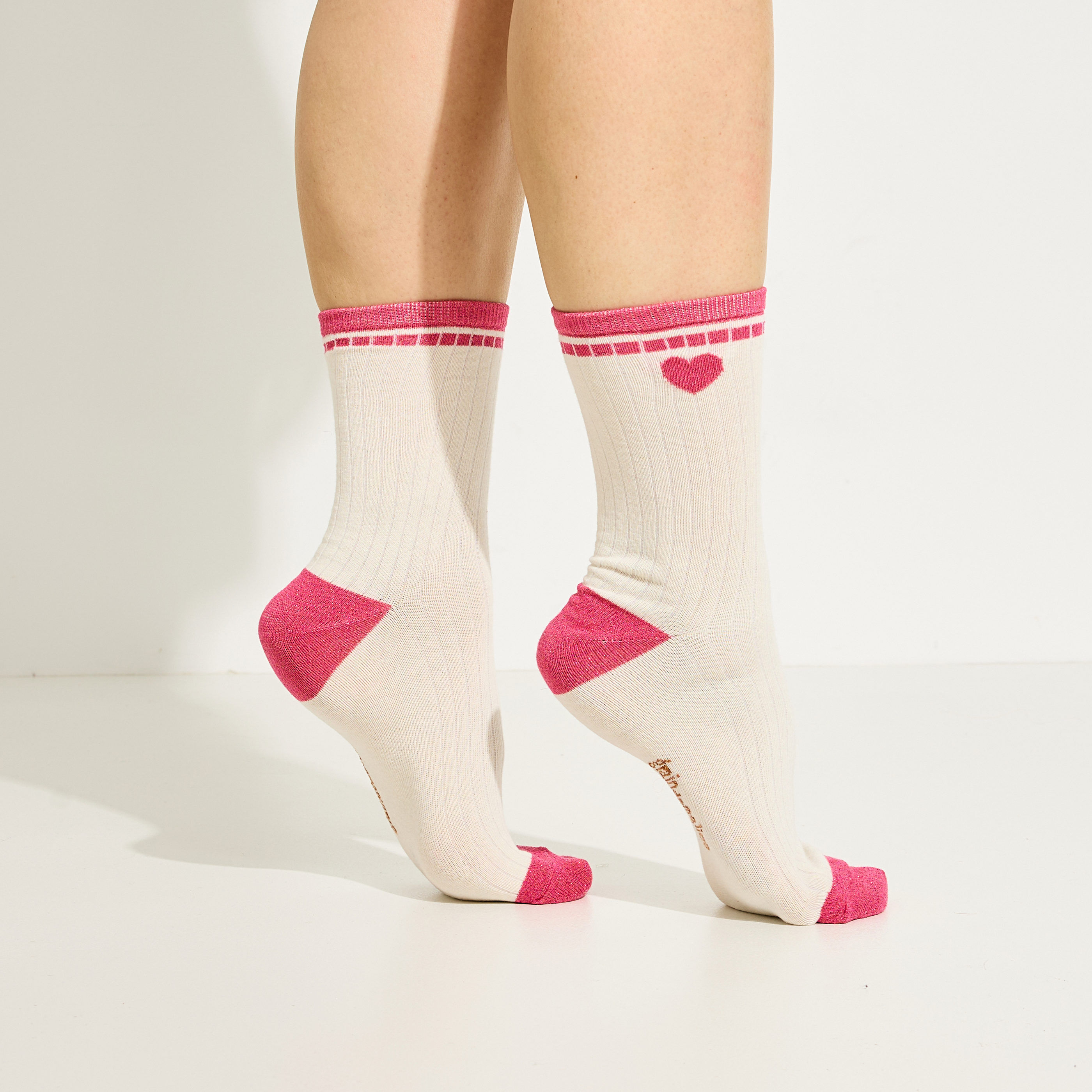 Chaussettes &agrave; paillettes message femme
