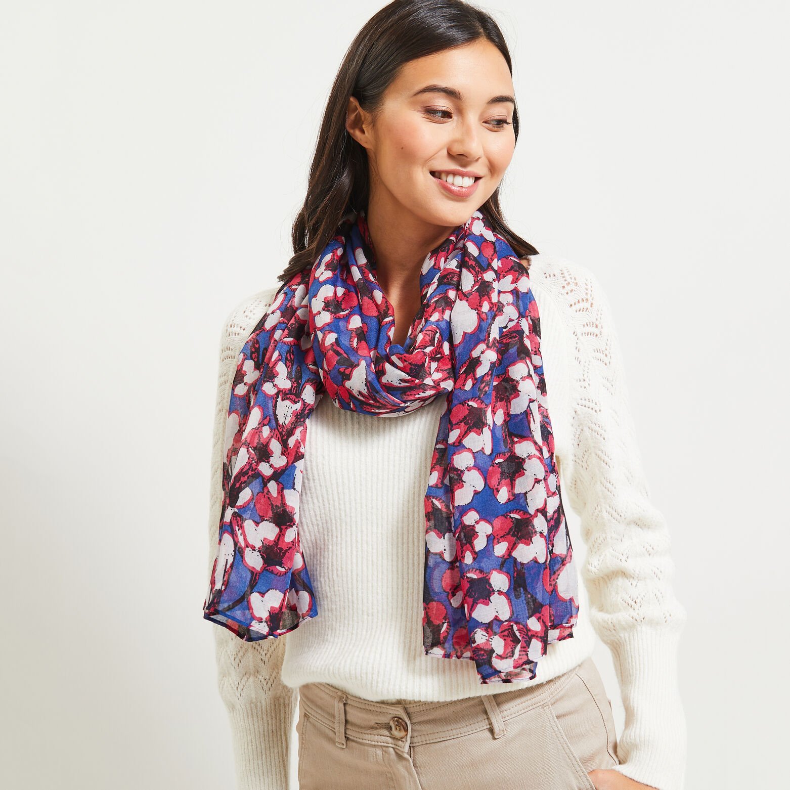Etole imprimé fleuri femme