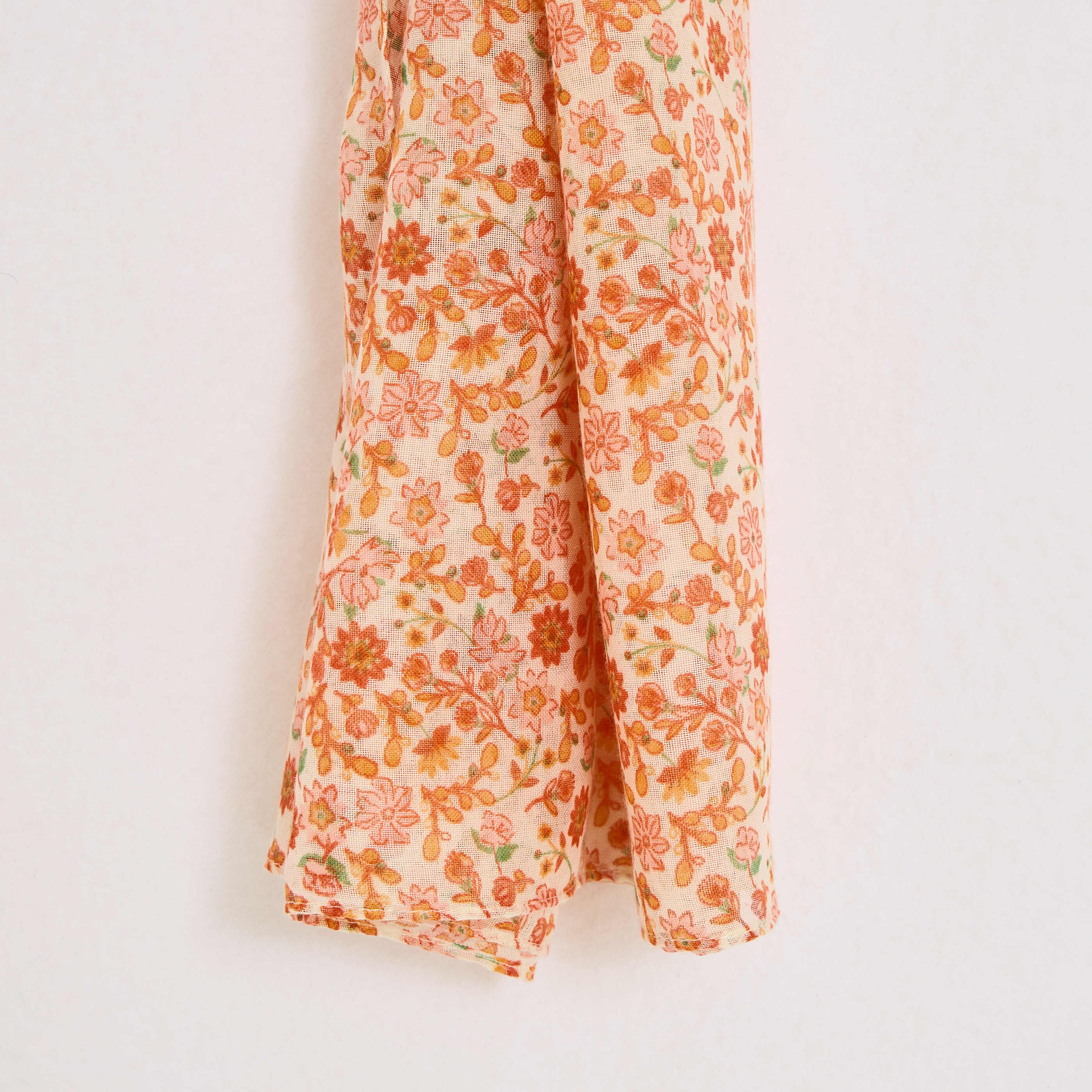 Etole longue imprim&eacute; fleuri femme