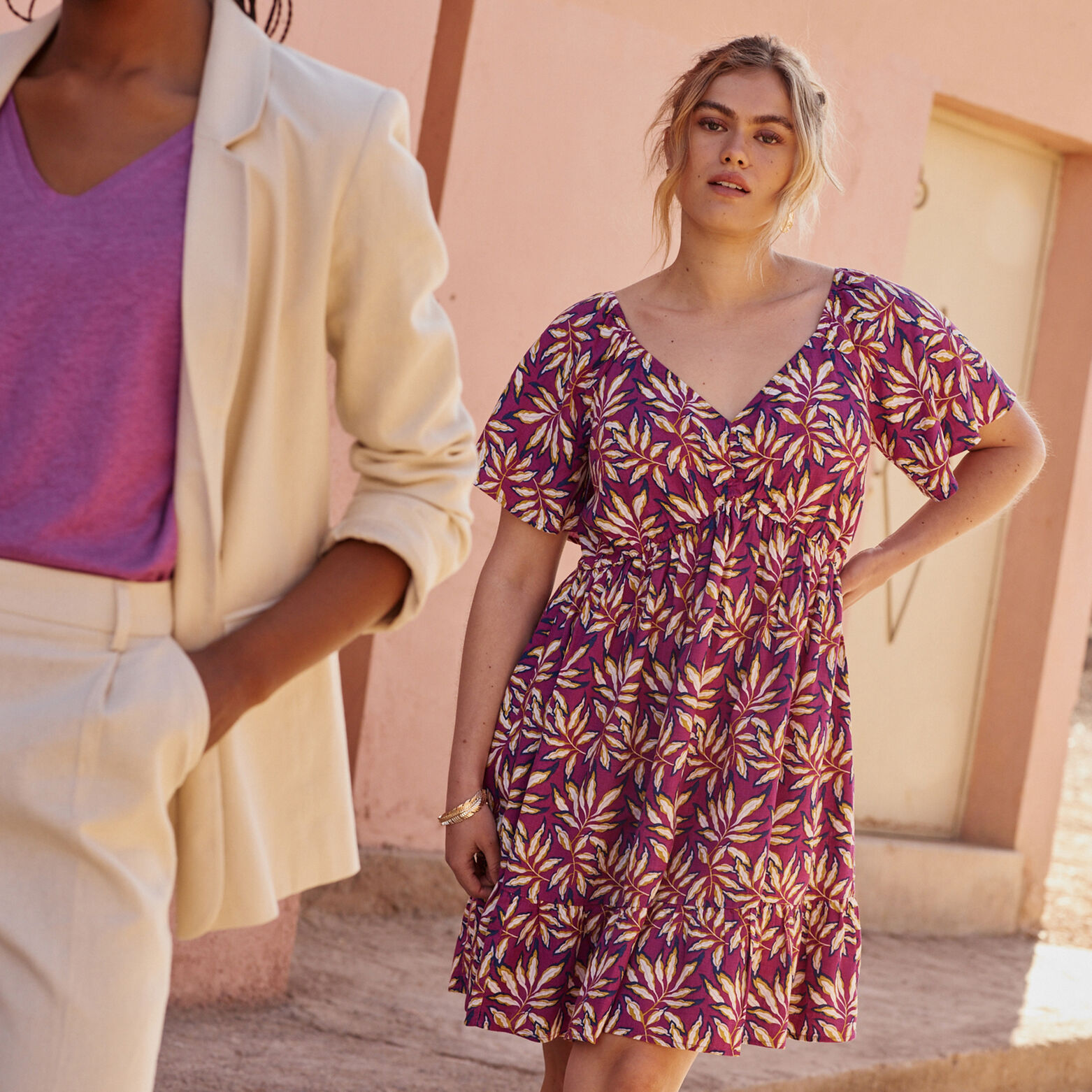 Robe col V imprimée femme