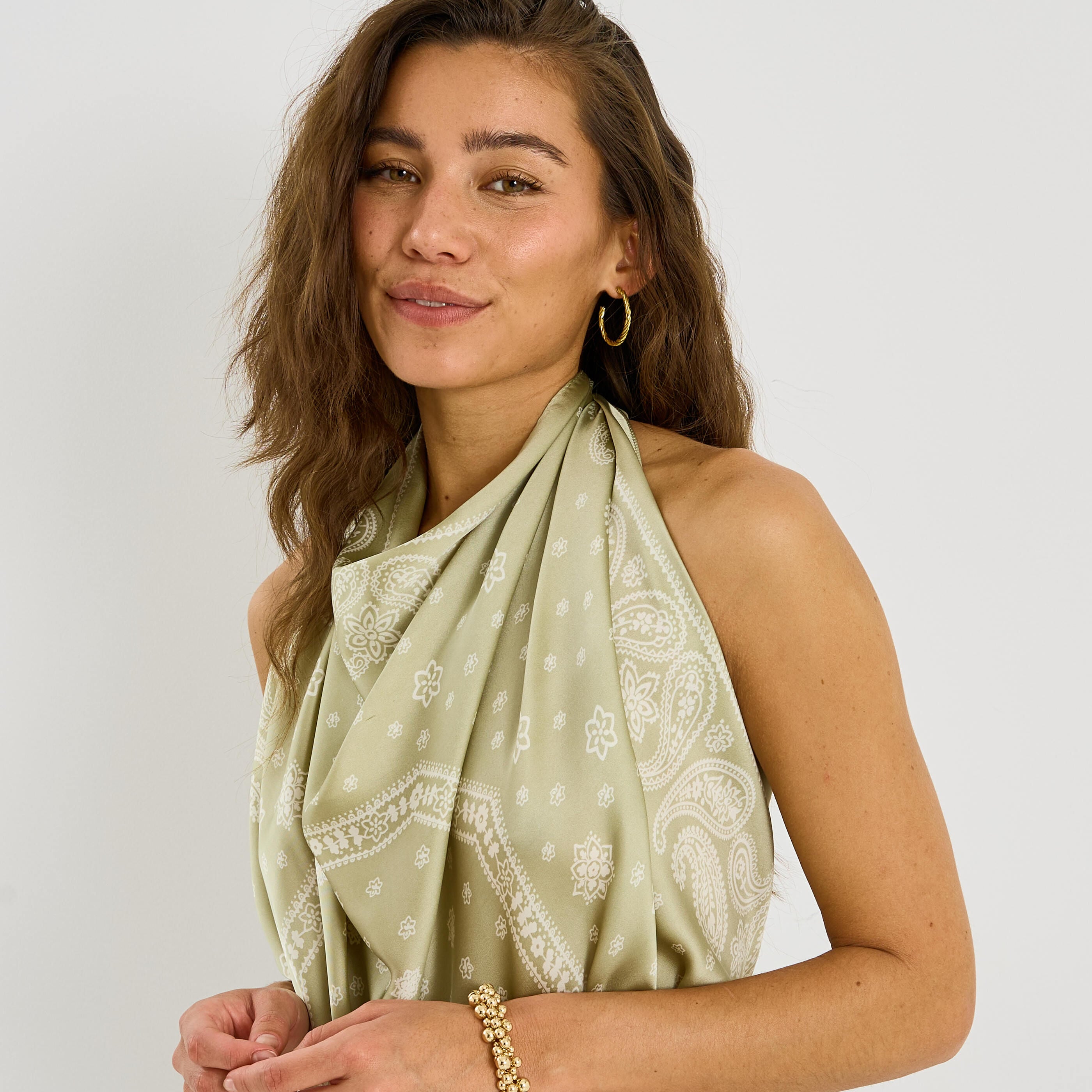 Foulard carr&eacute; motif bandana femme
