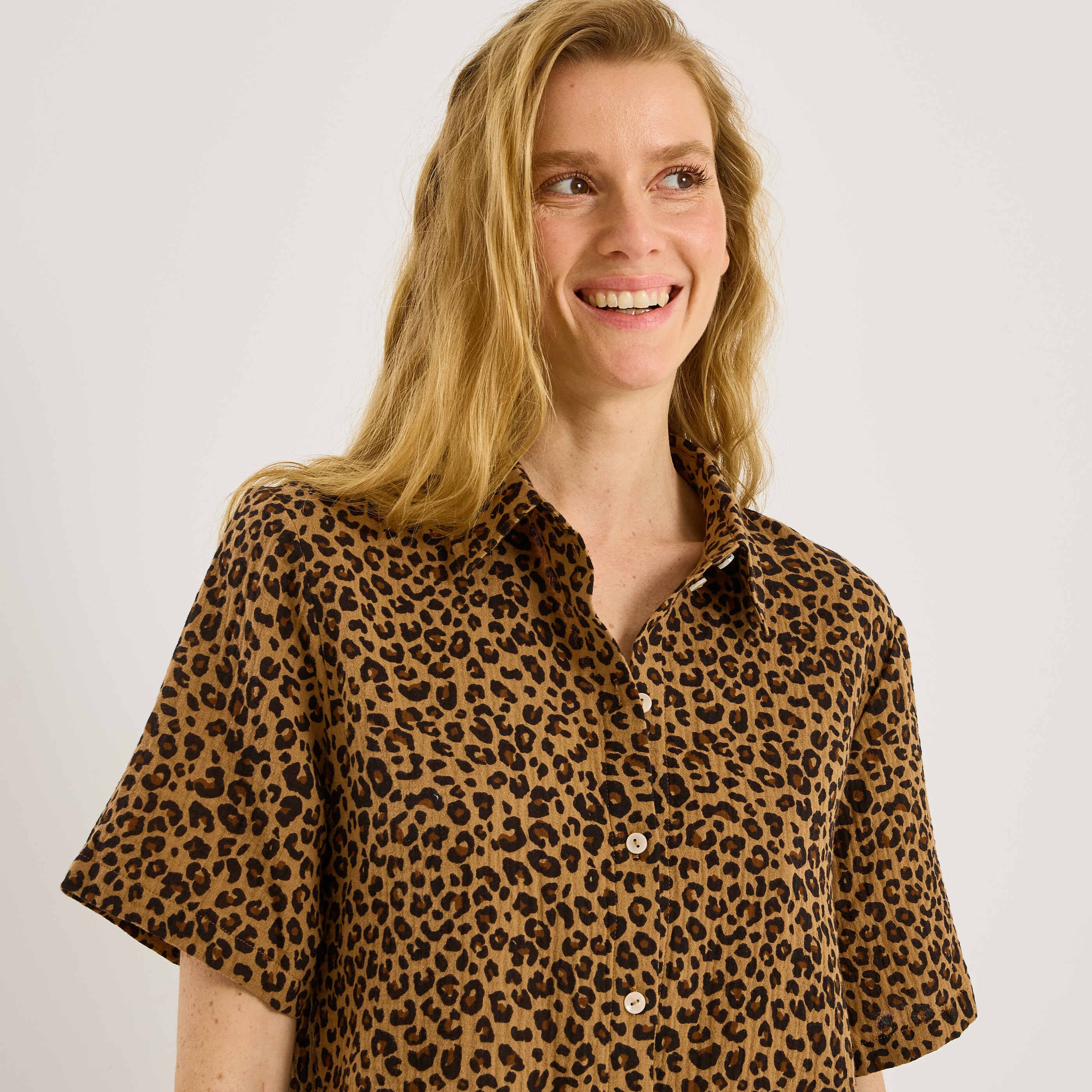 Chemisier pyjama imprim&eacute; l&eacute;opard femme