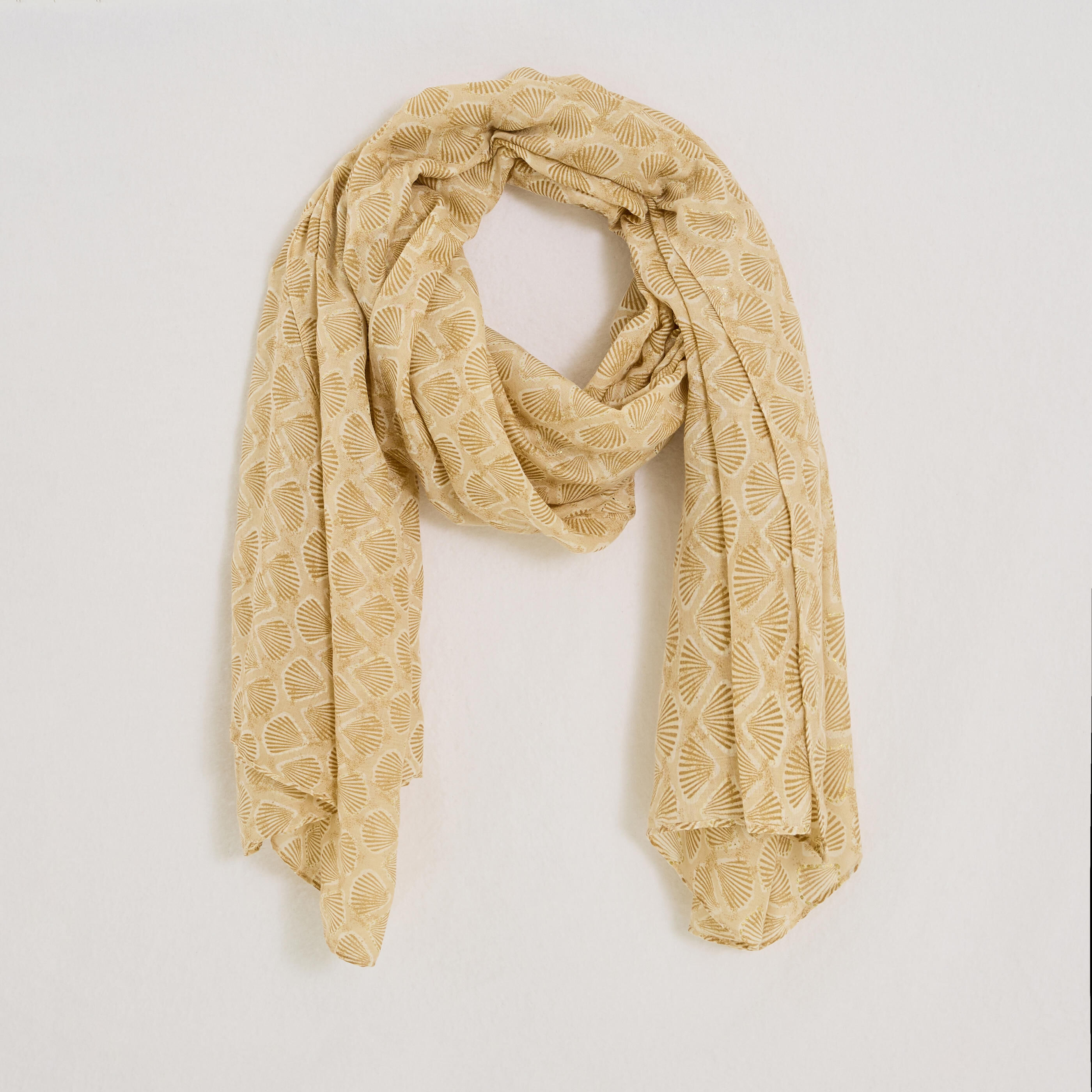 Etole longue motif coquillage femme