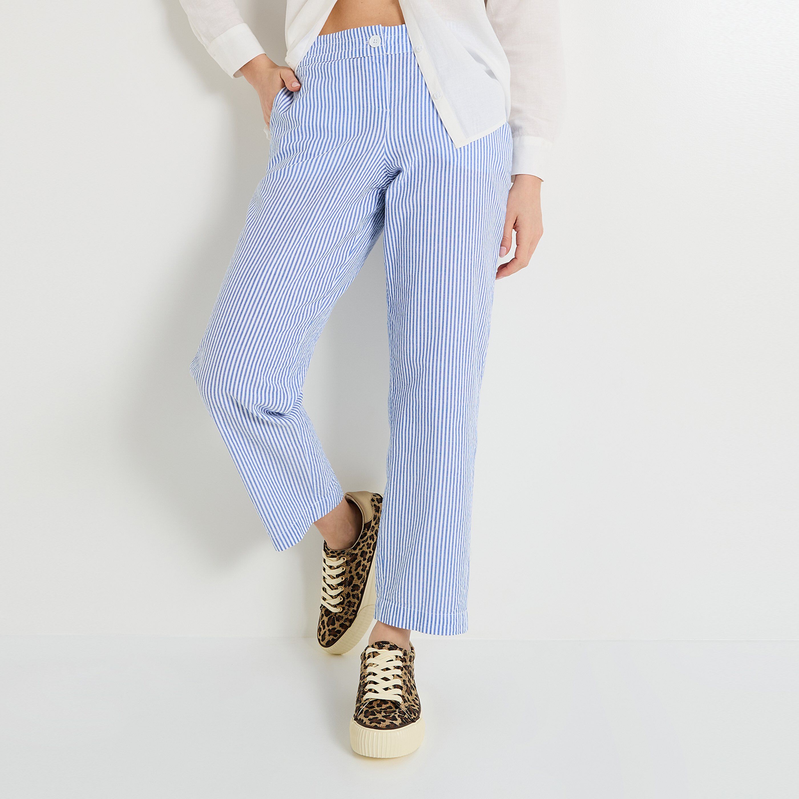 Pantalon ray&eacute; en seersucker femme