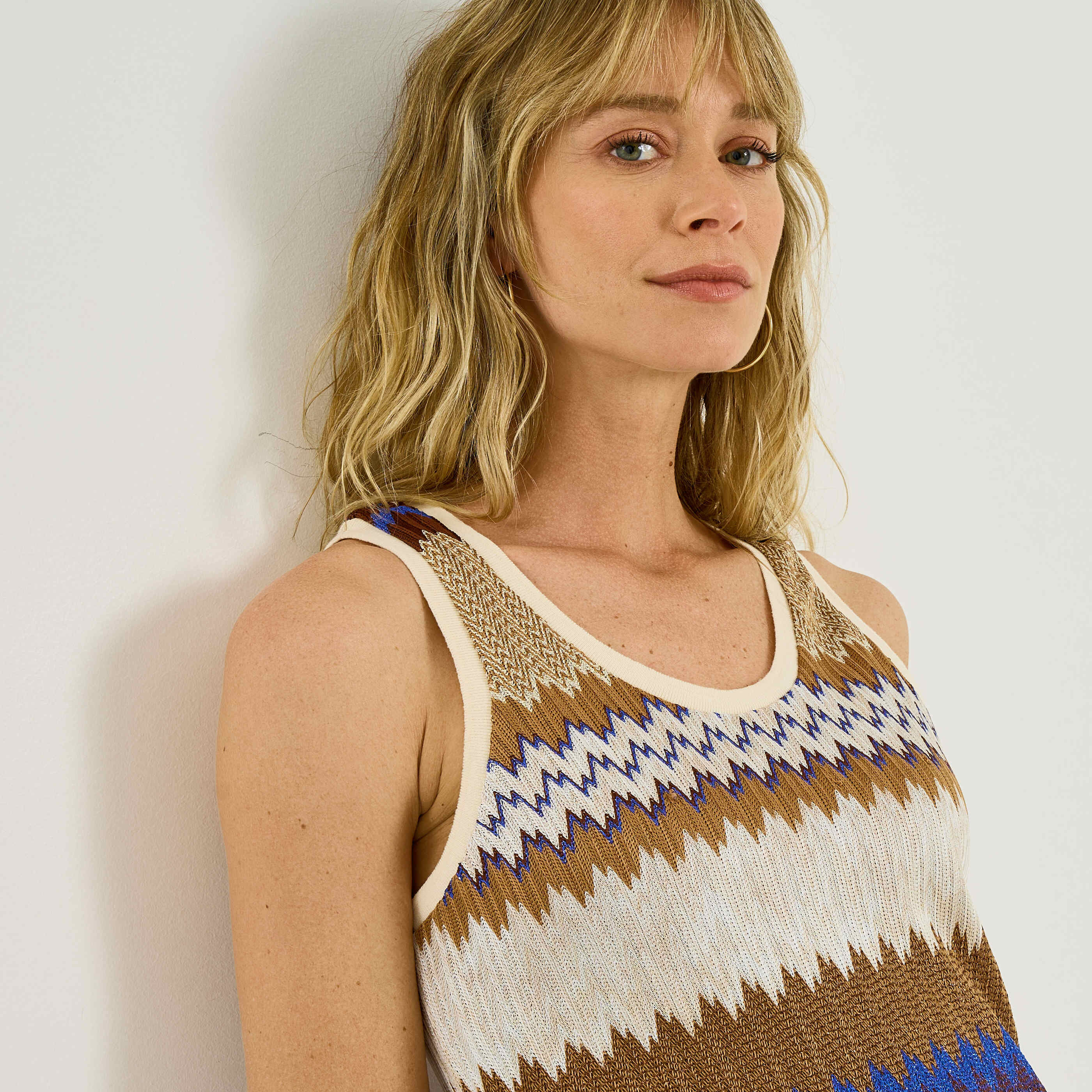 Robe longue fendue en crochet