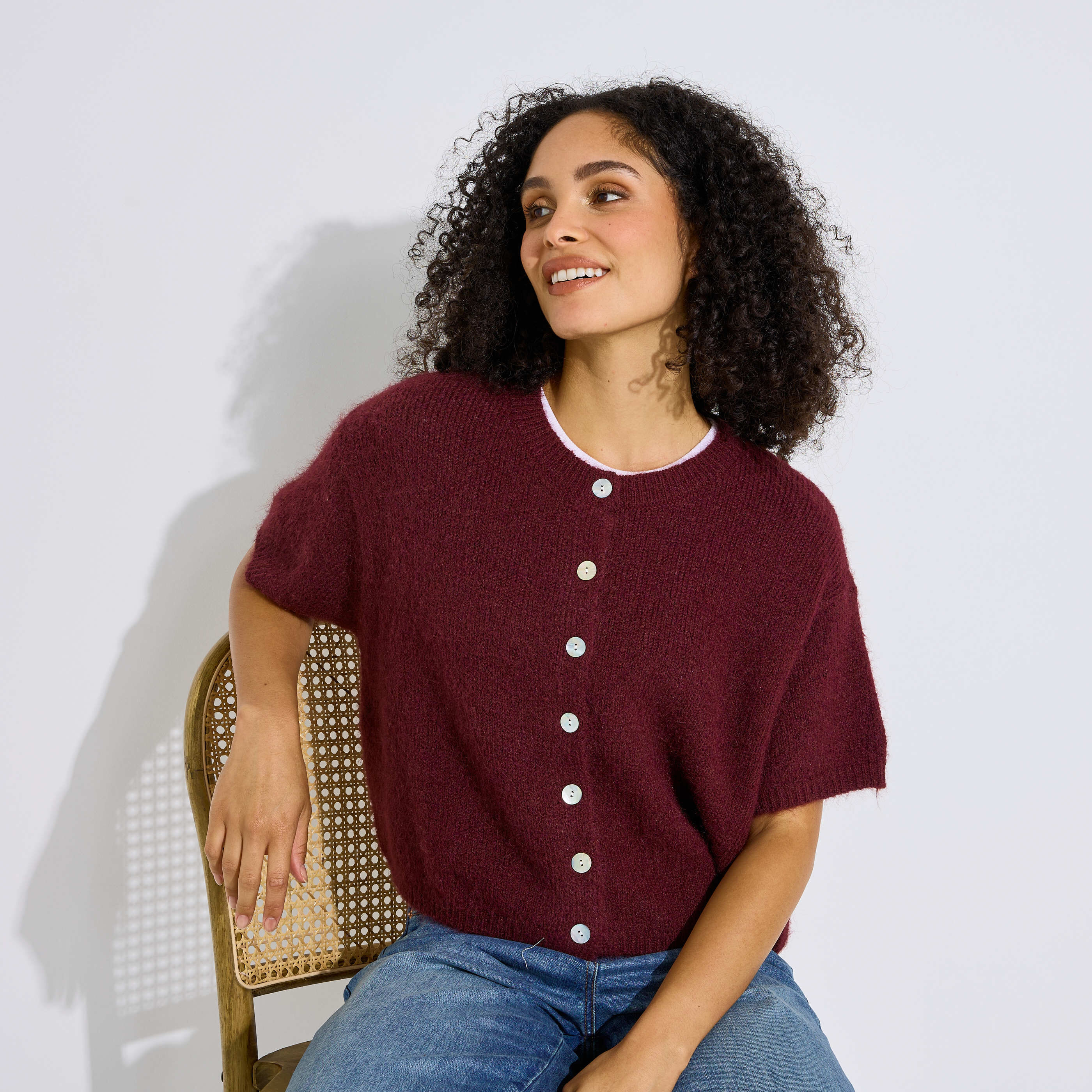 Gilet boutonn&eacute; manches courtes femme