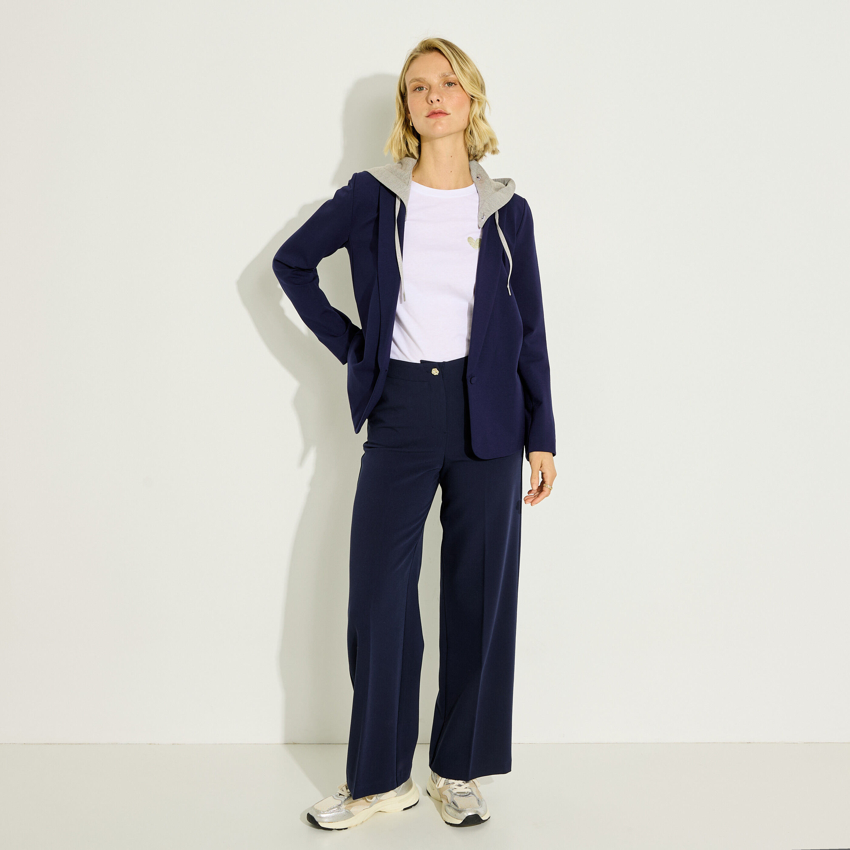 Blazer en maille &agrave; capuche femme