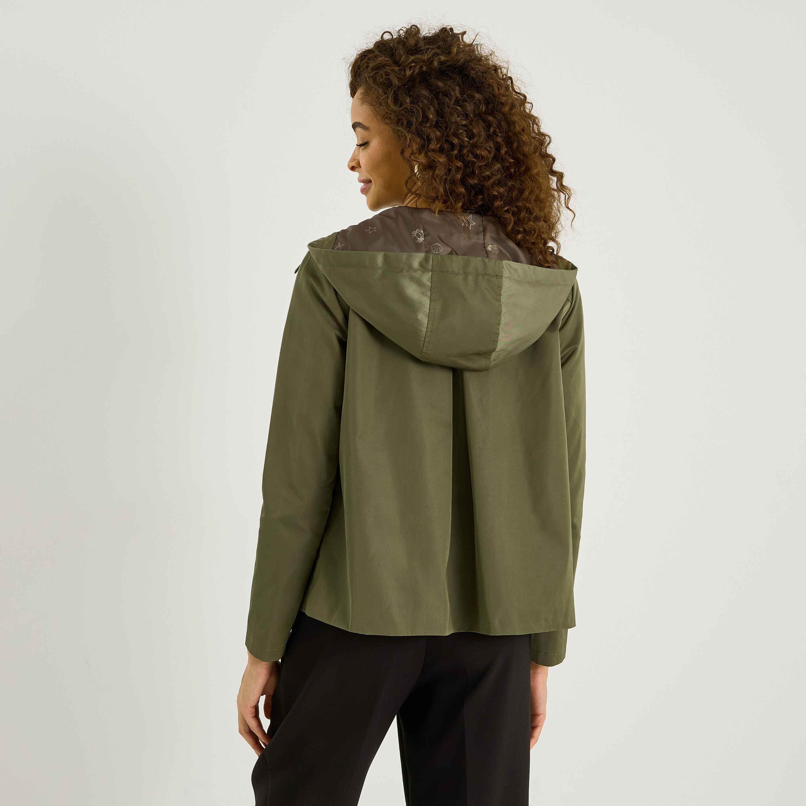 Parka courte &agrave; capuche femme