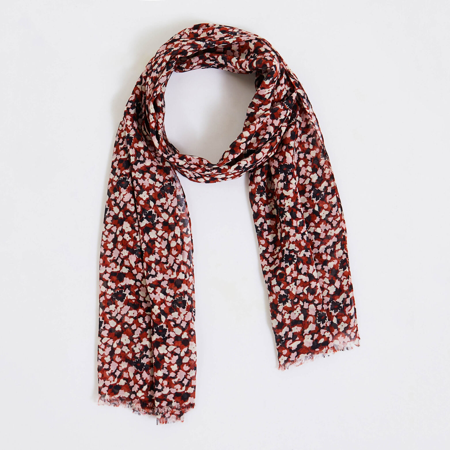 Etole motif fleuri femme