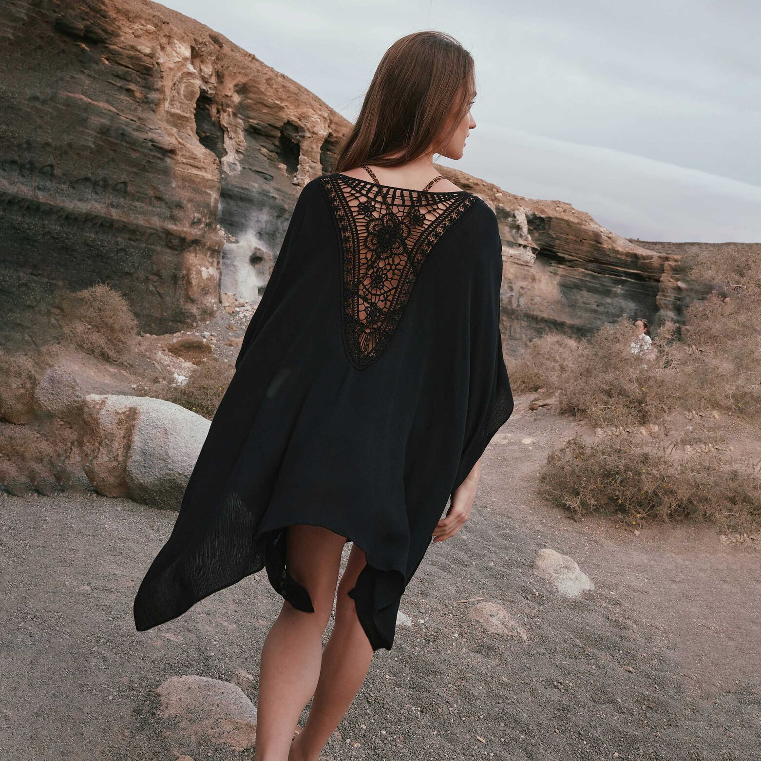 Paréo broderie femme