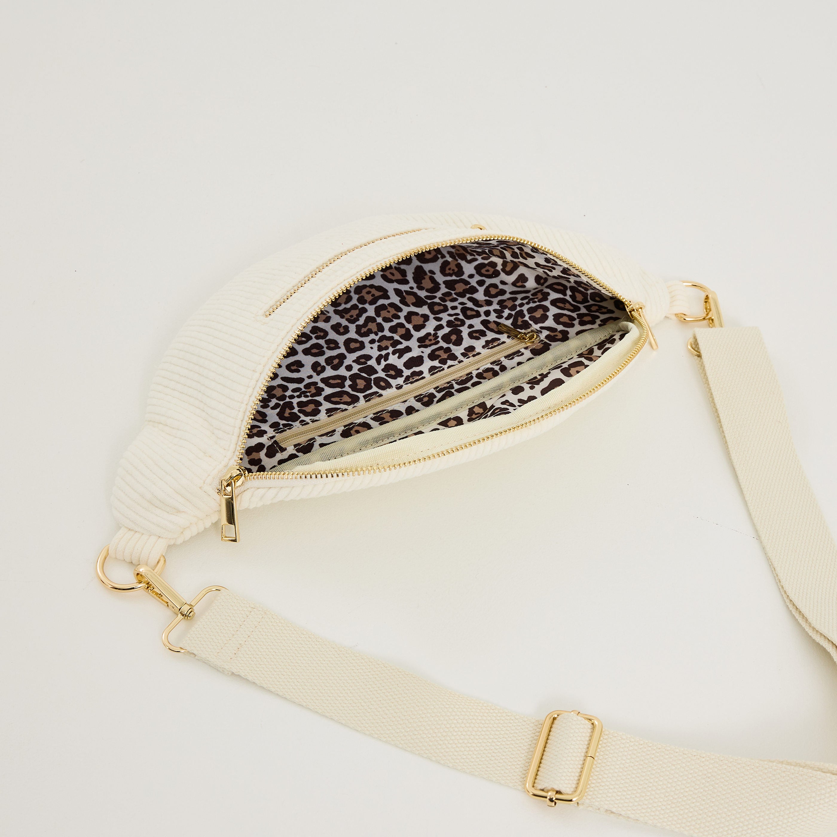 Sac banane en velours c&ocirc;tel&eacute; femme