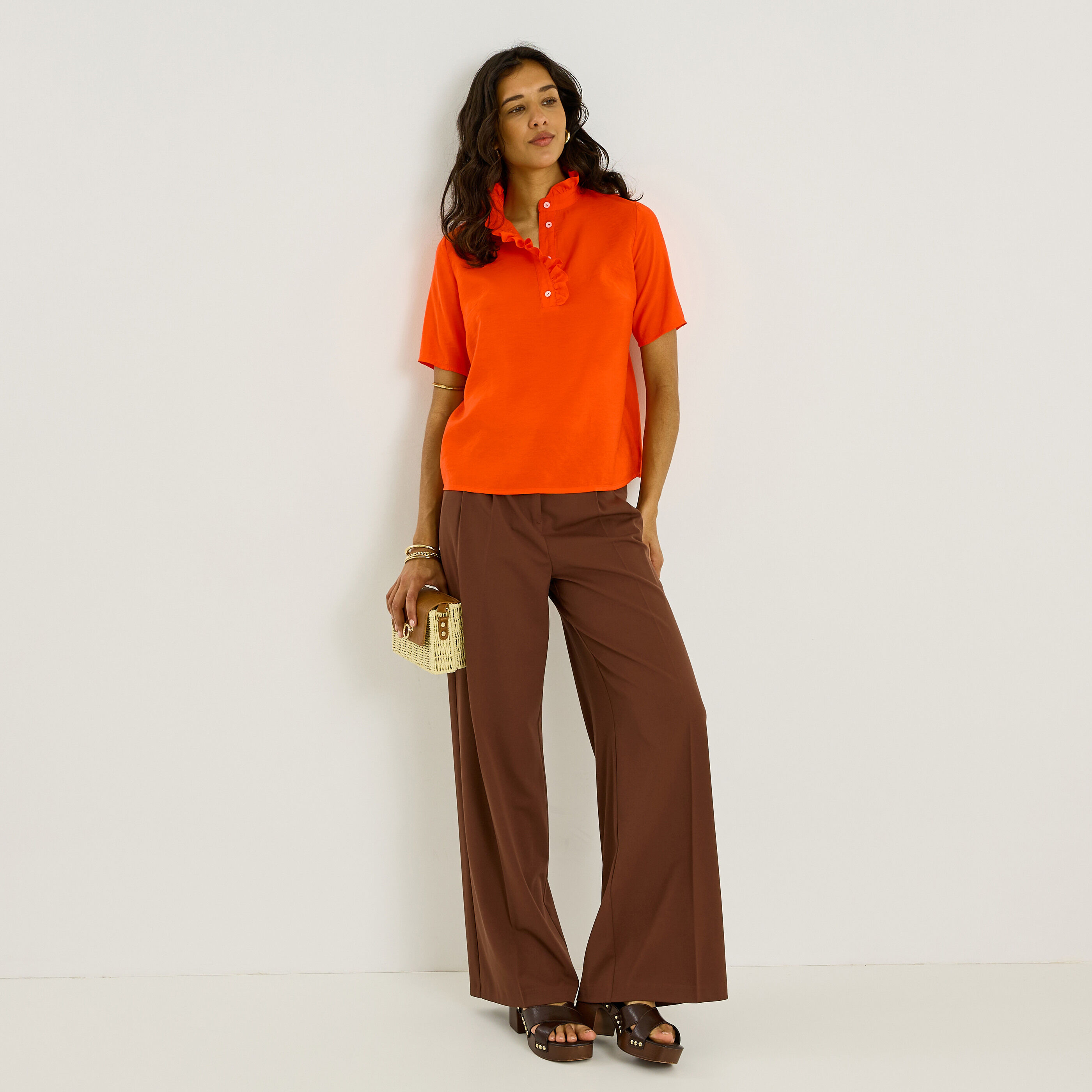 Blouse col montant &agrave; volants femme 