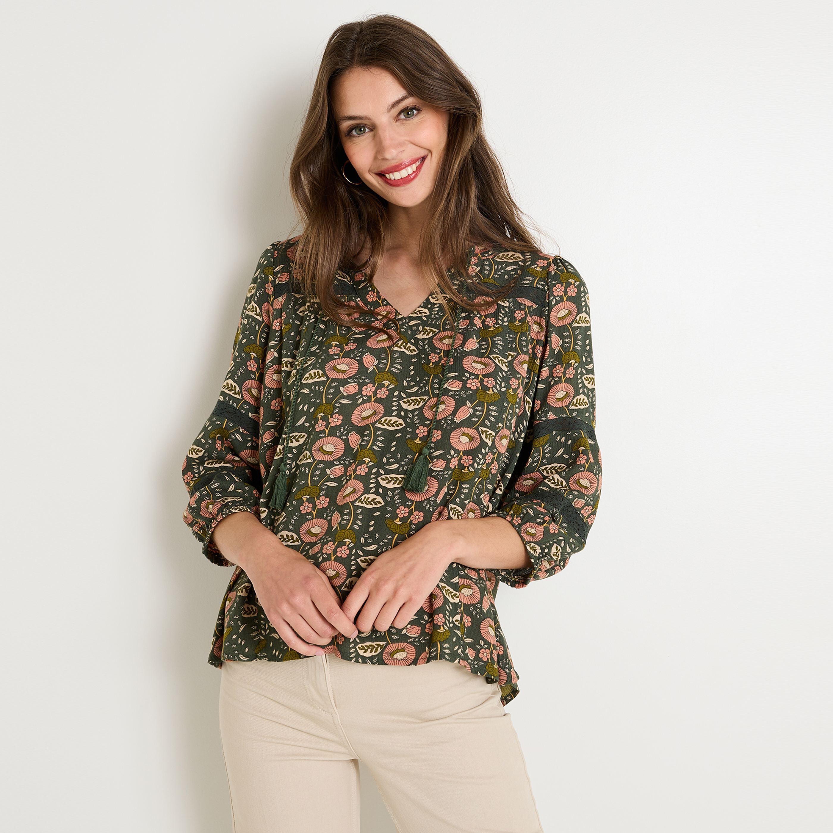 Blouse col V femme KAKI Graindemalice