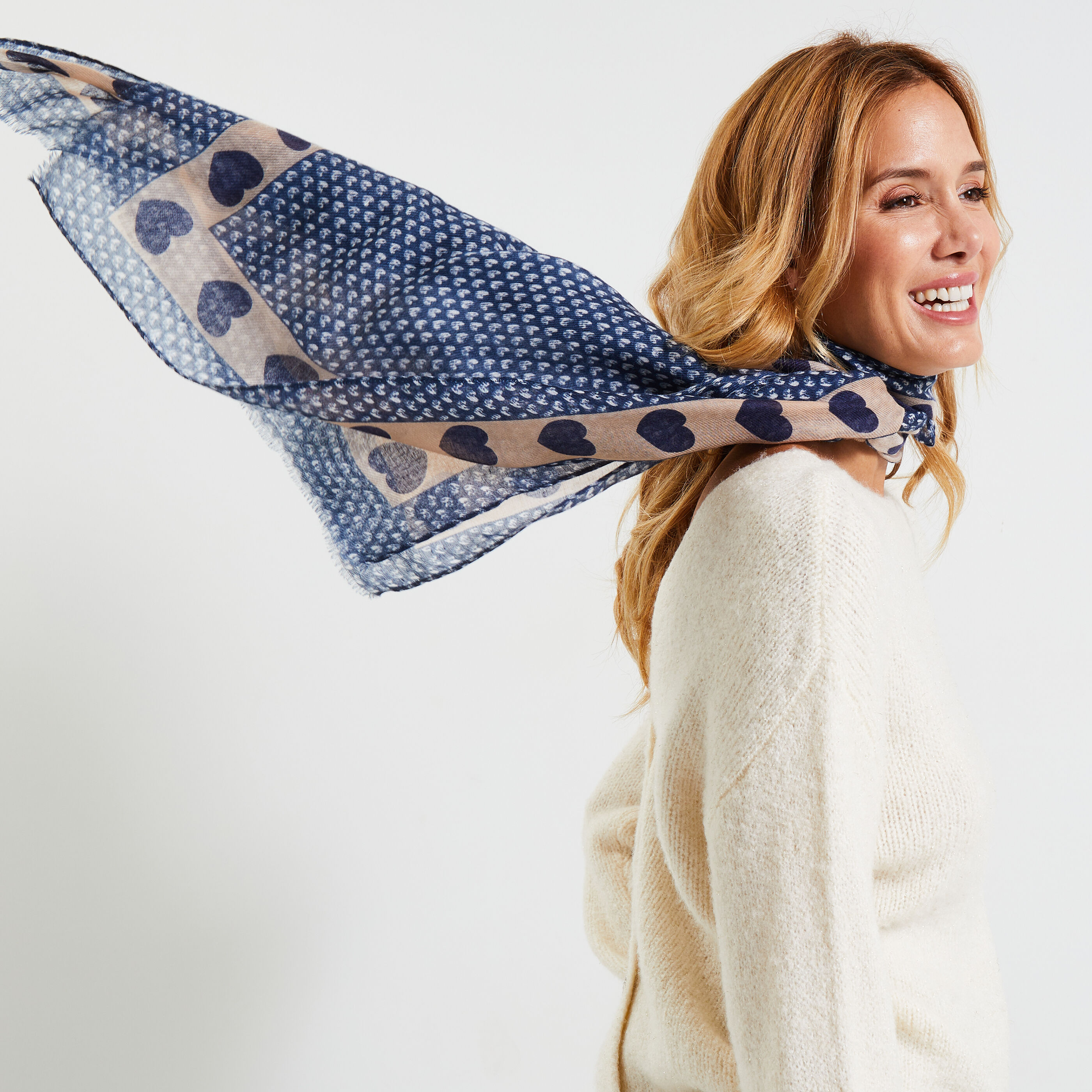 Foulard imprim&eacute; femme