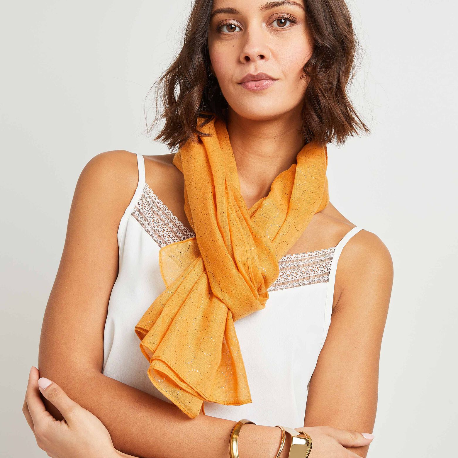 Etole à motifs femme