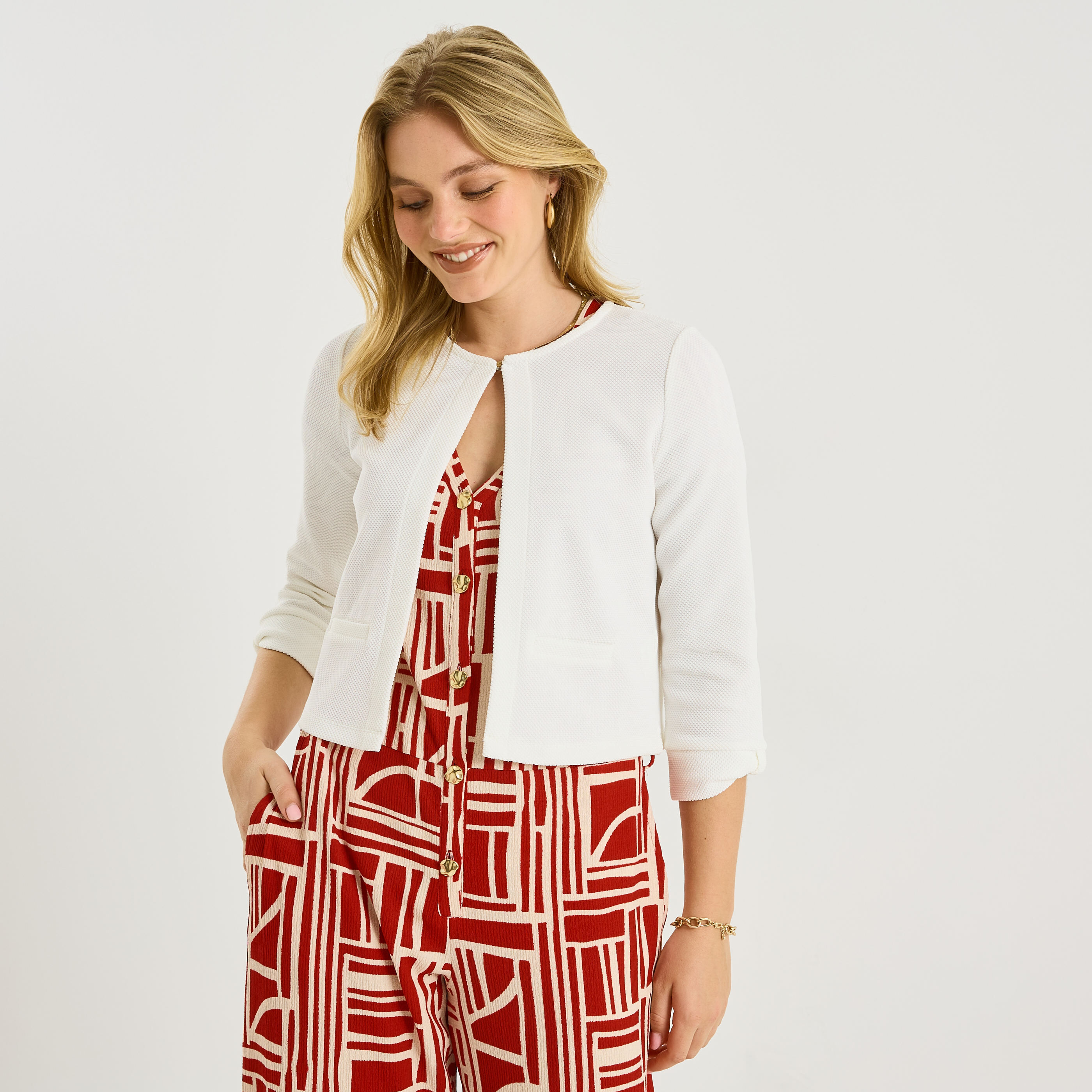 Bol&eacute;ro en maille textur&eacute;e femme