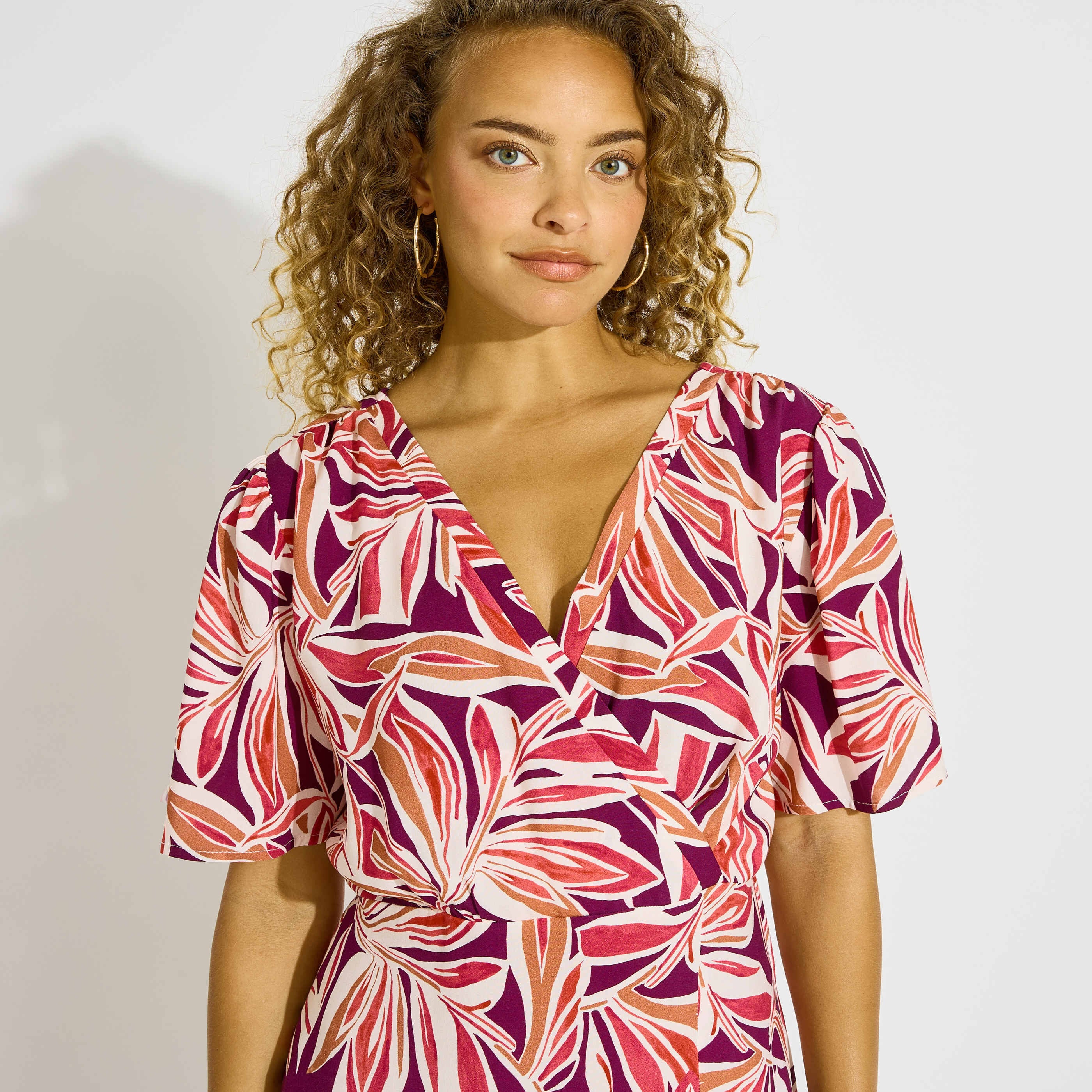 Robe longue habill&eacute;e imprim&eacute; fleuri
