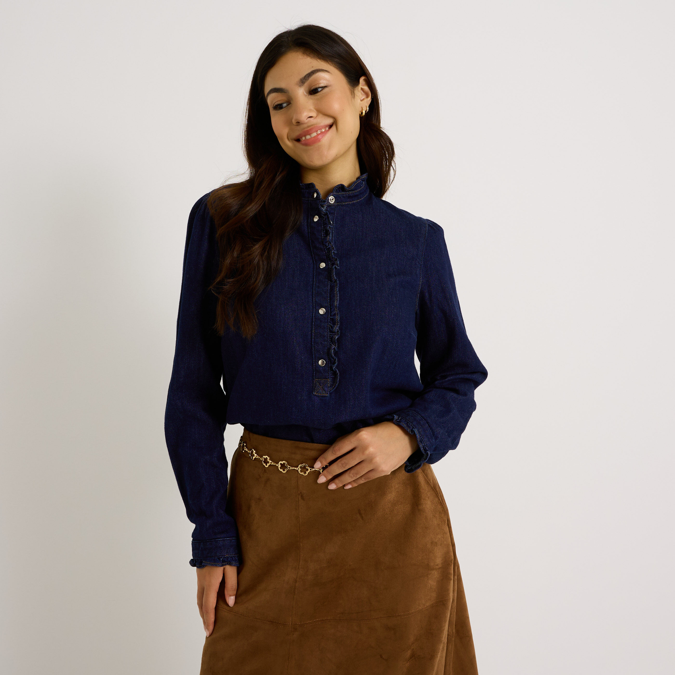 Blouse en denim &agrave; col volant&eacute; femme