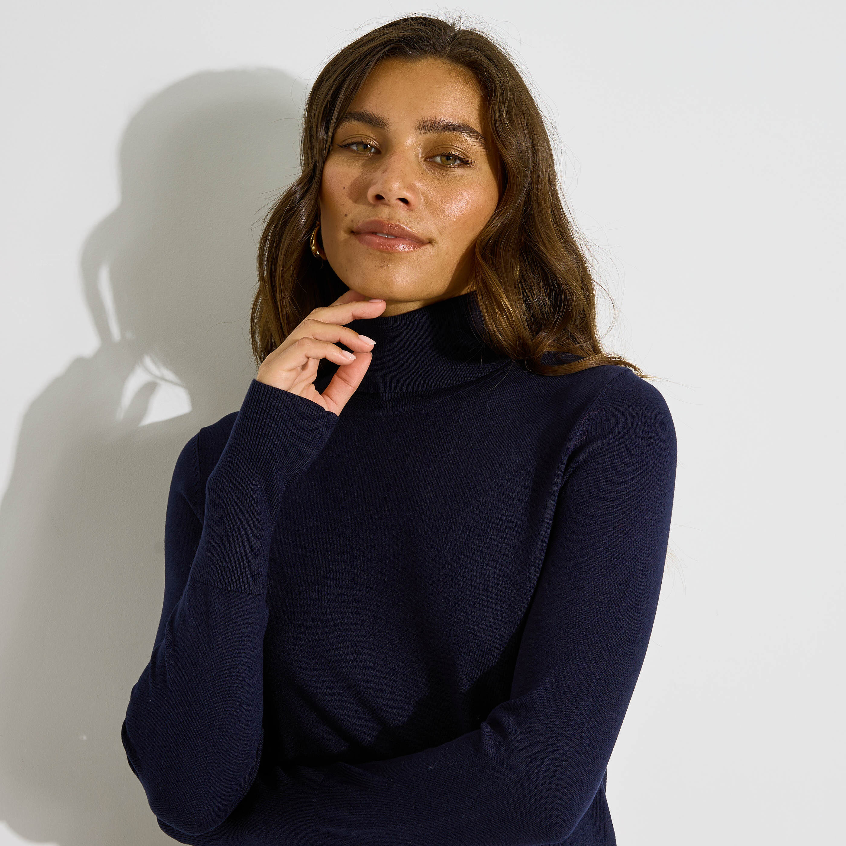 Pull col roul&eacute; maille fine femme