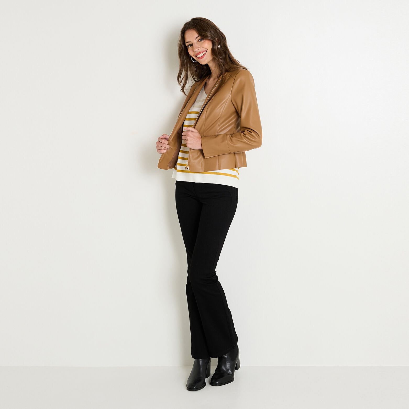 Pull col V femme