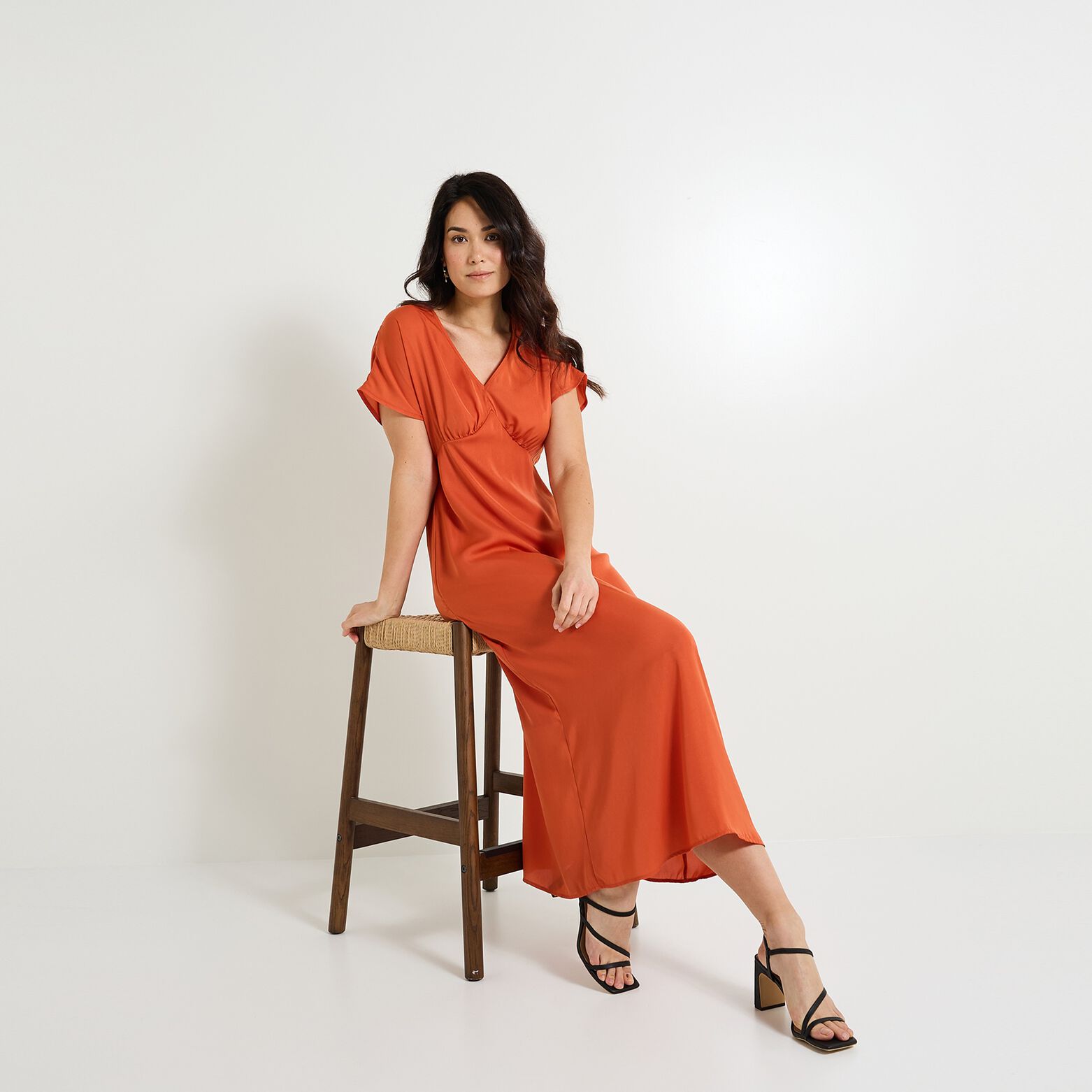 Robe longue satinée femme