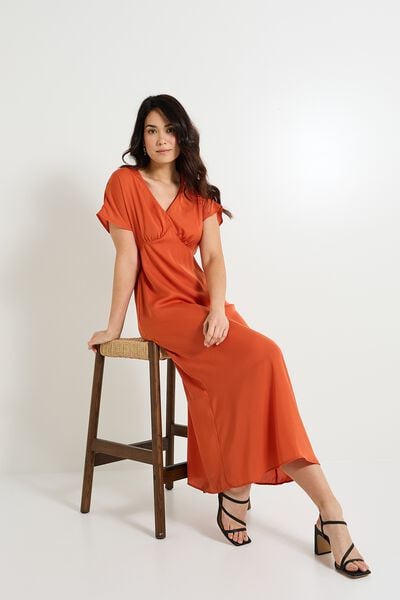 Robe longue satinée femme