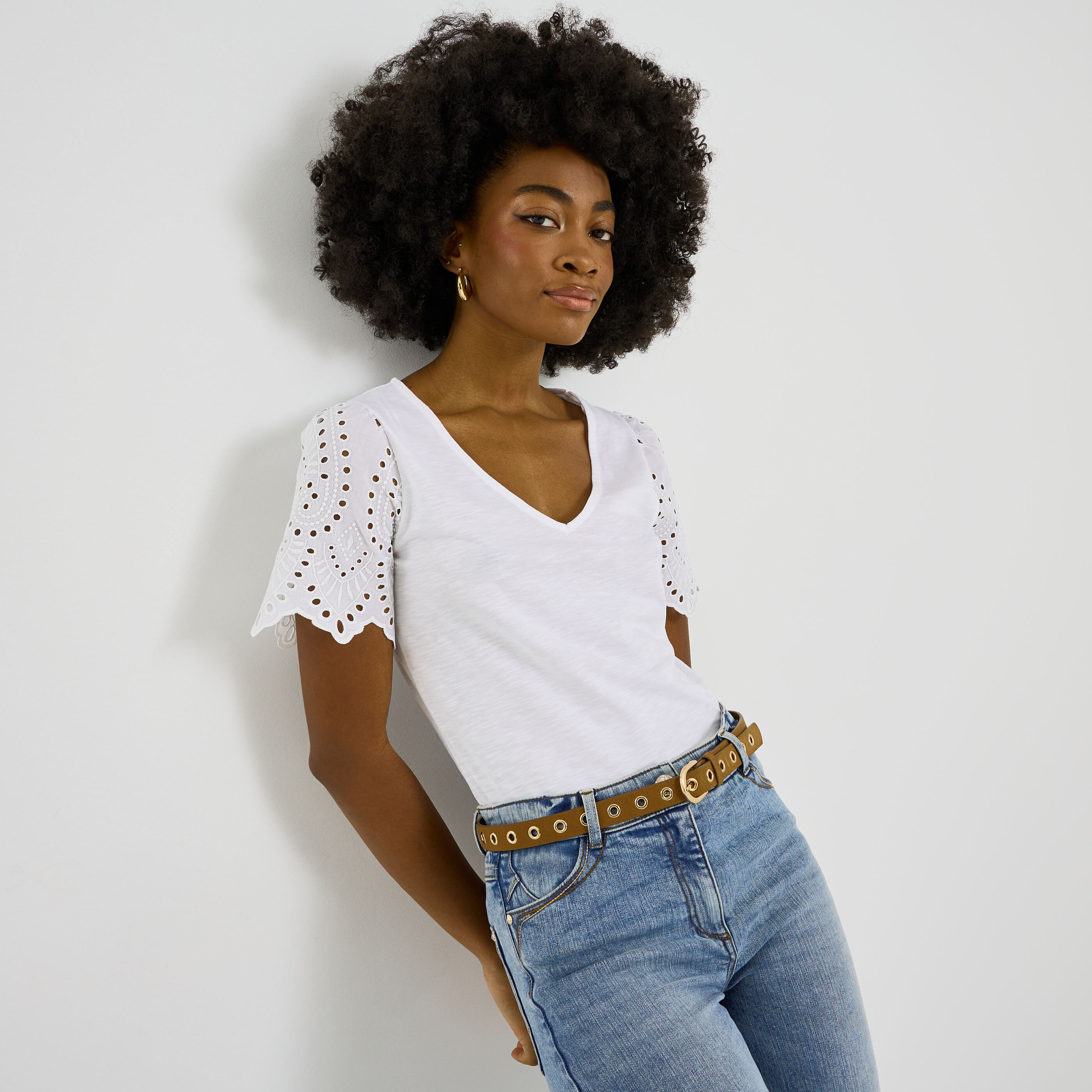 T-shirt manches volant&eacute;es femme