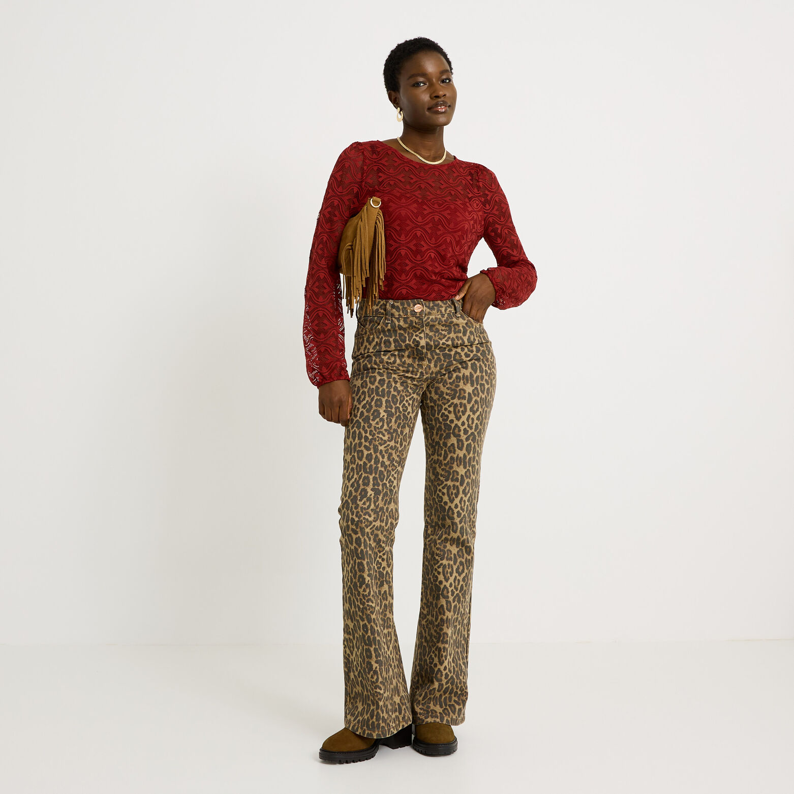 Blouse maille brodée femme