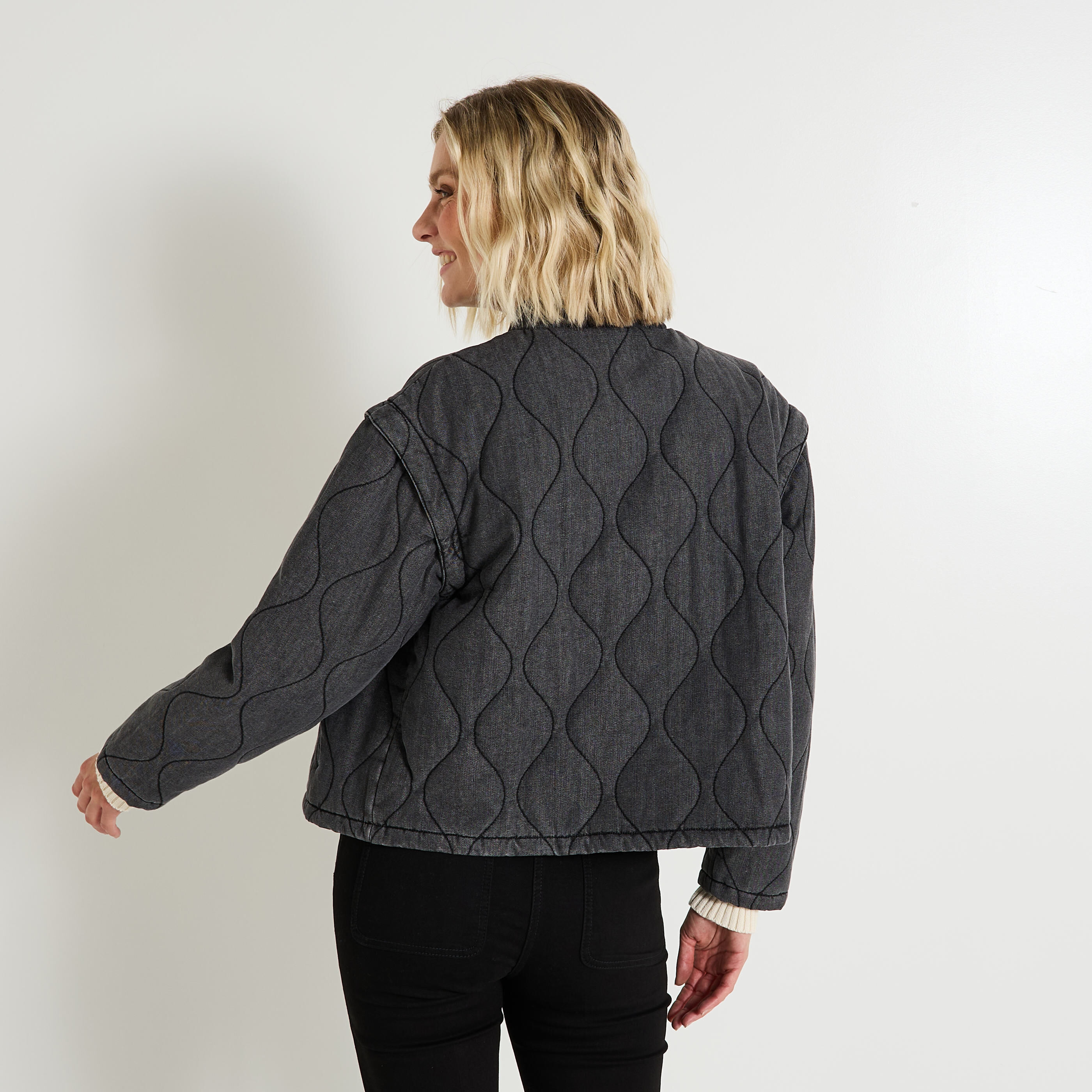 Veste matelass&eacute;e manches amovibles femme