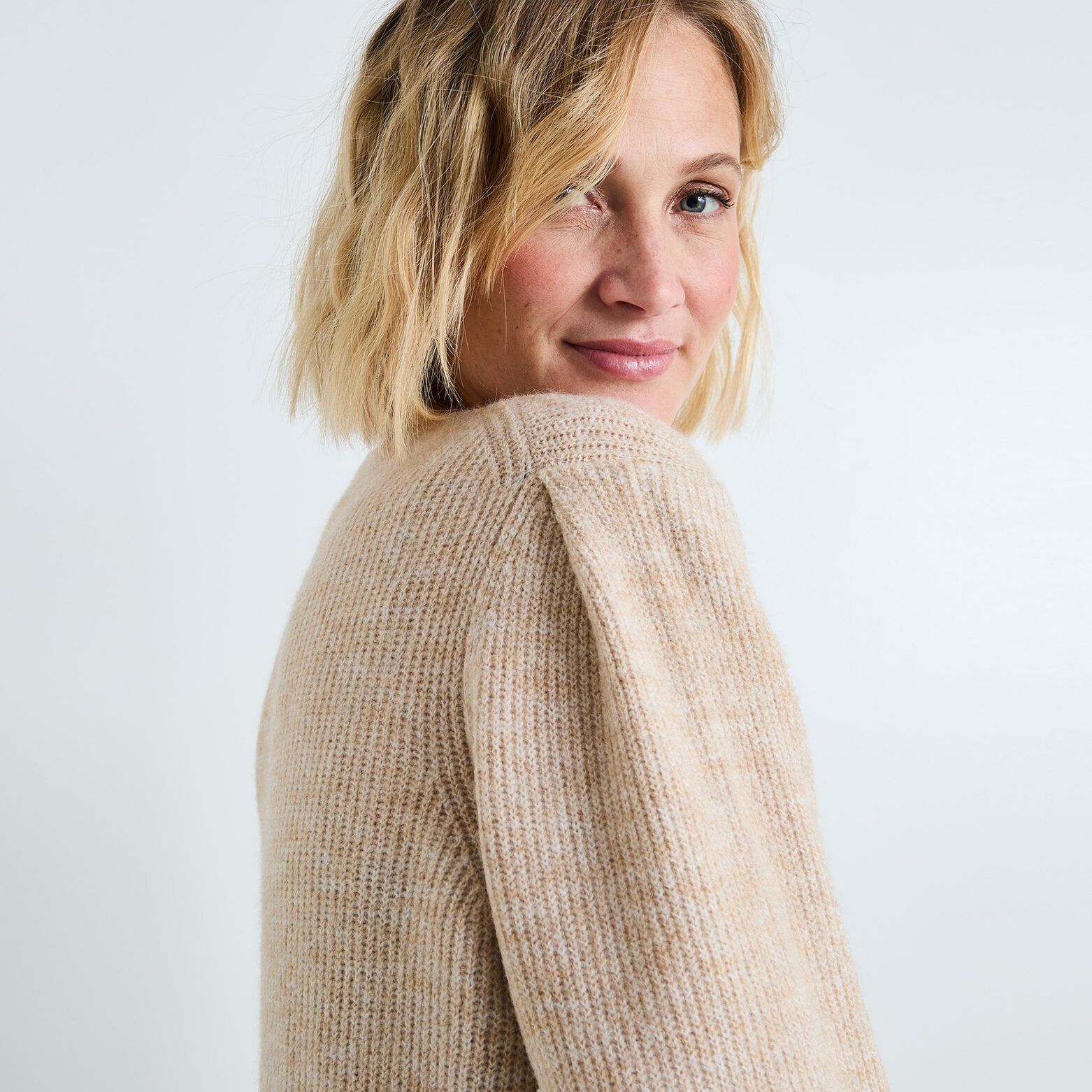Gilet manches bouffantes femme