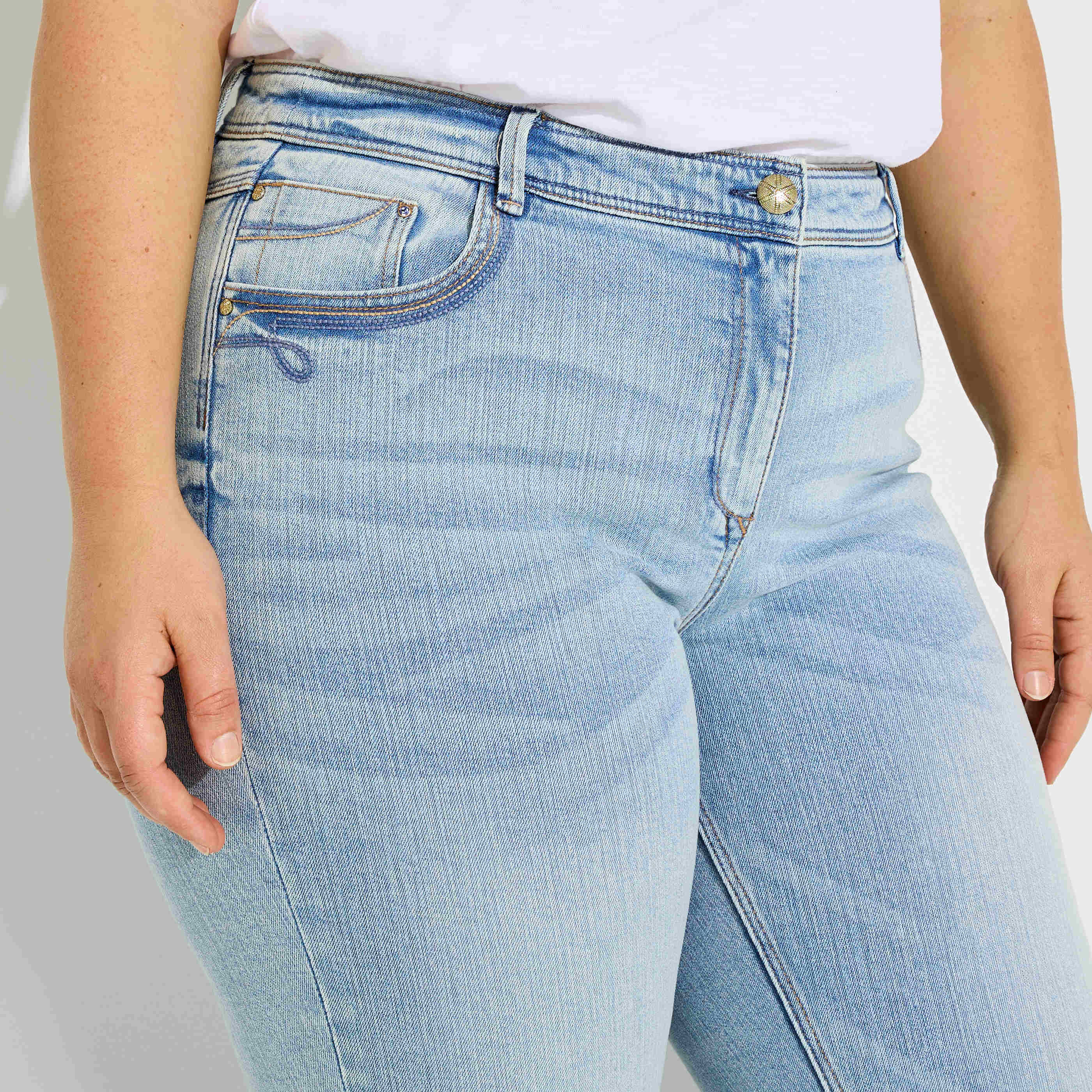 Jean slim raccourci TOKYO R01 femme