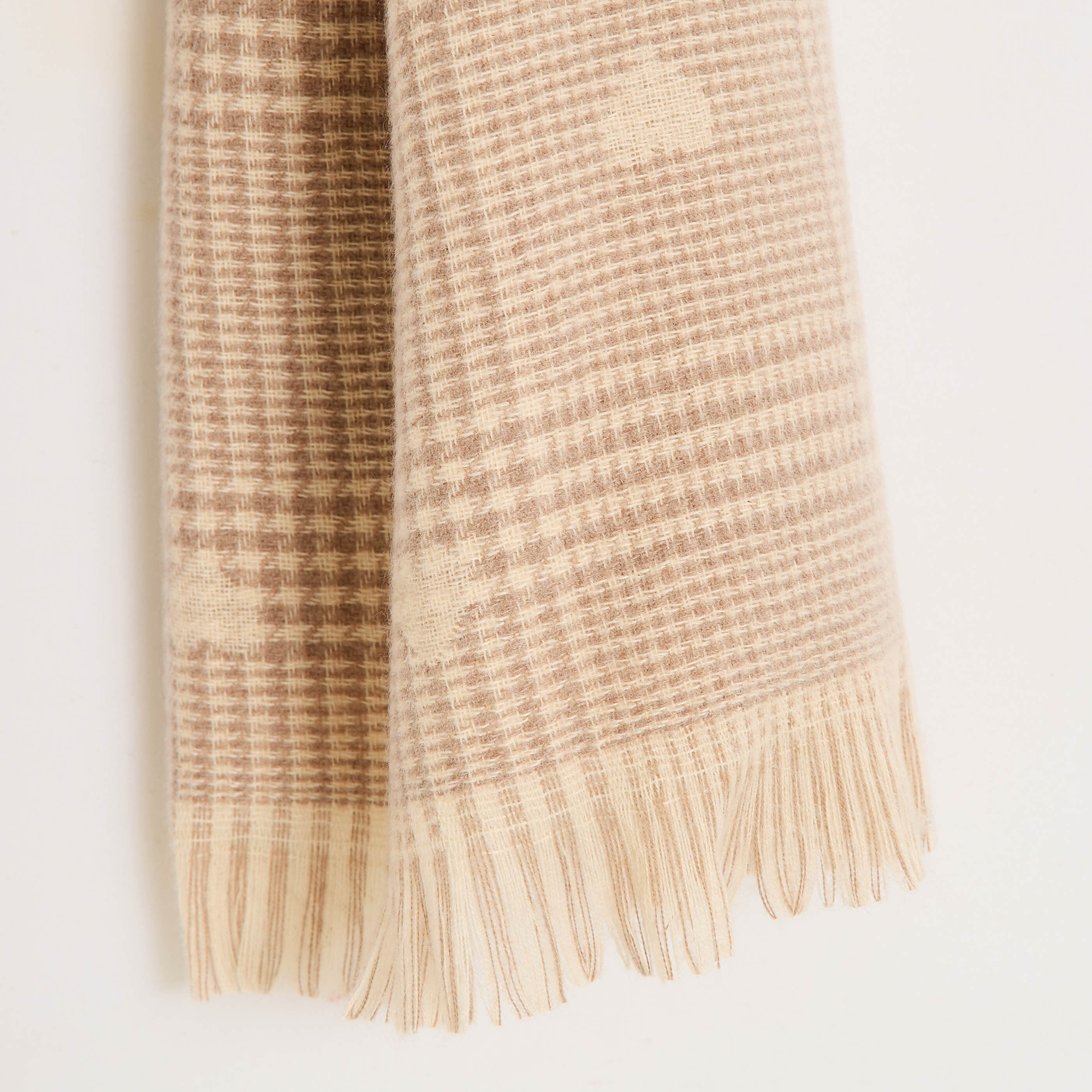 &Eacute;charpe carreaux et coeurs avec franges