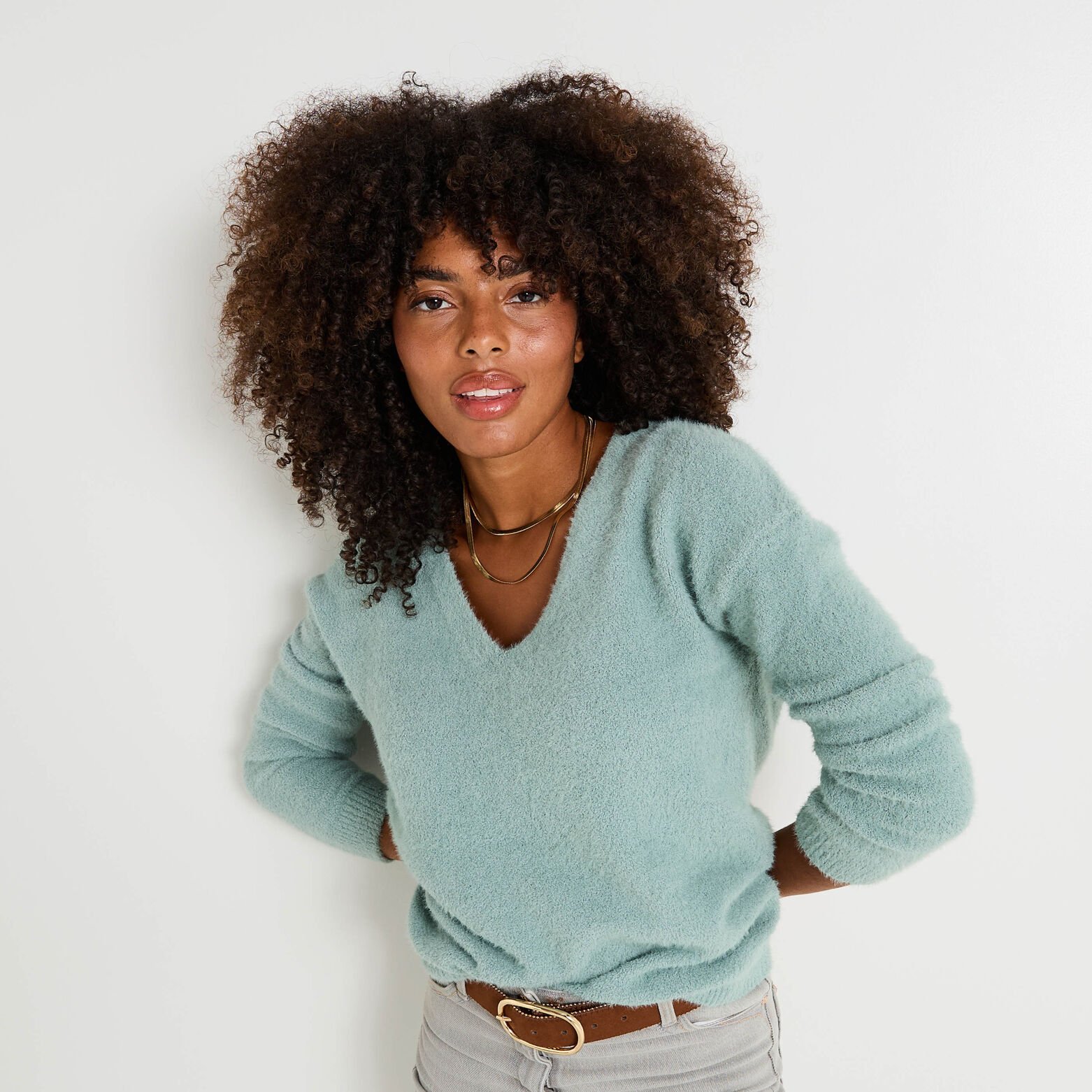 Pull fluffy à col V femme