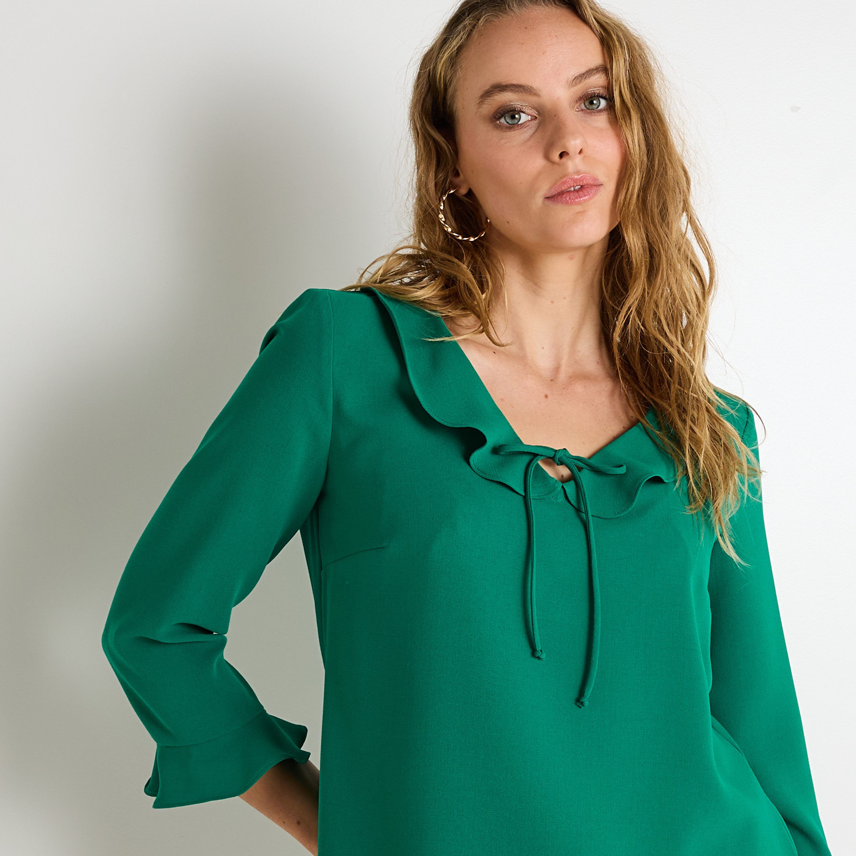 Blouse &agrave; volants femme