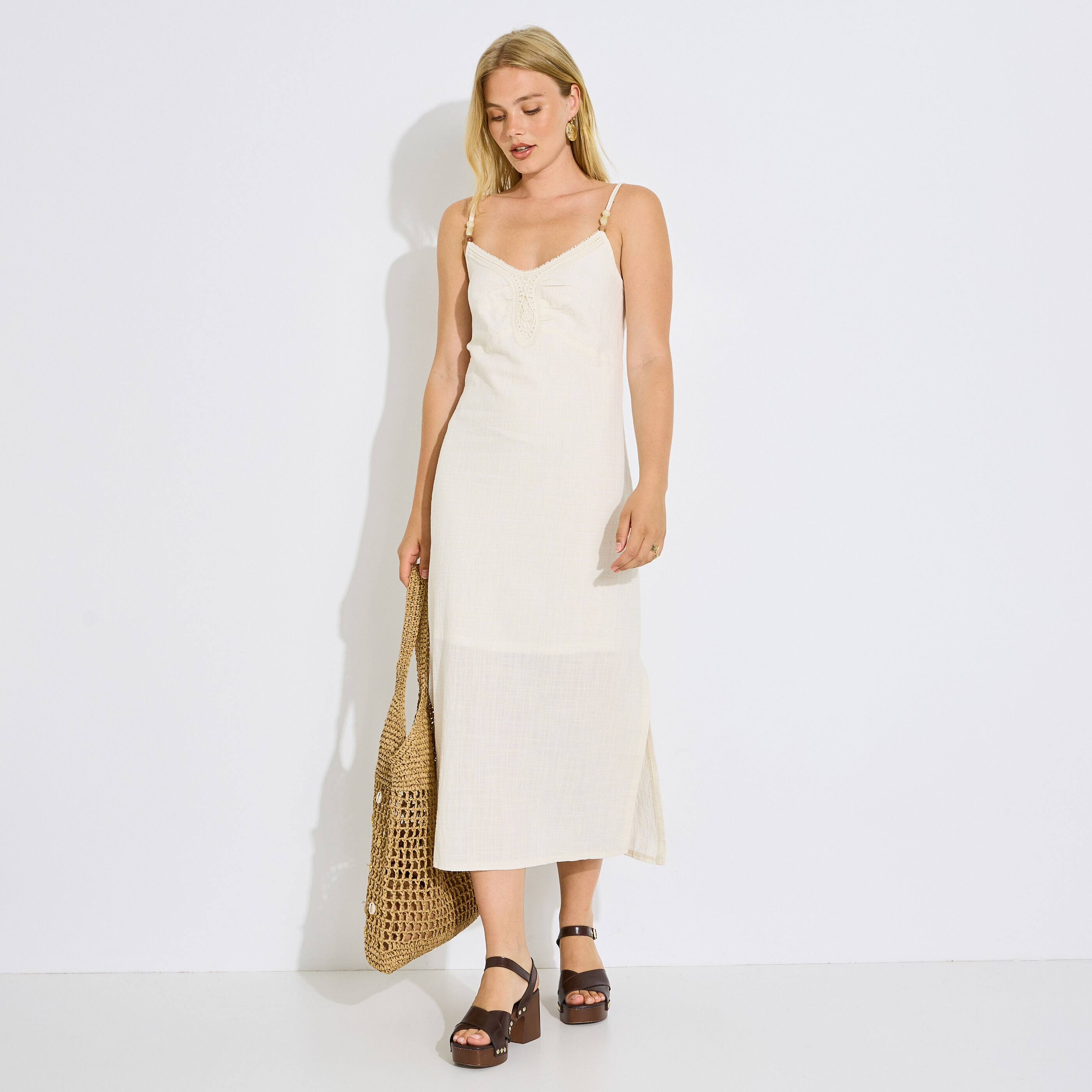 Robe longue unie &agrave; fines bretelles