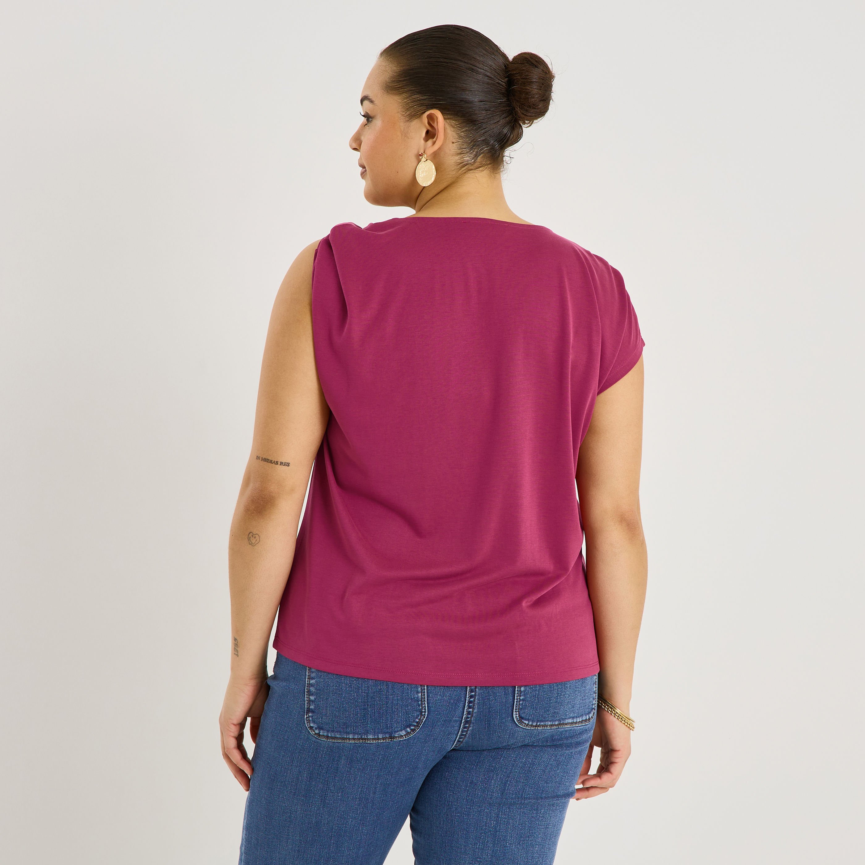 T-shirt uni d&eacute;tail bijou femme