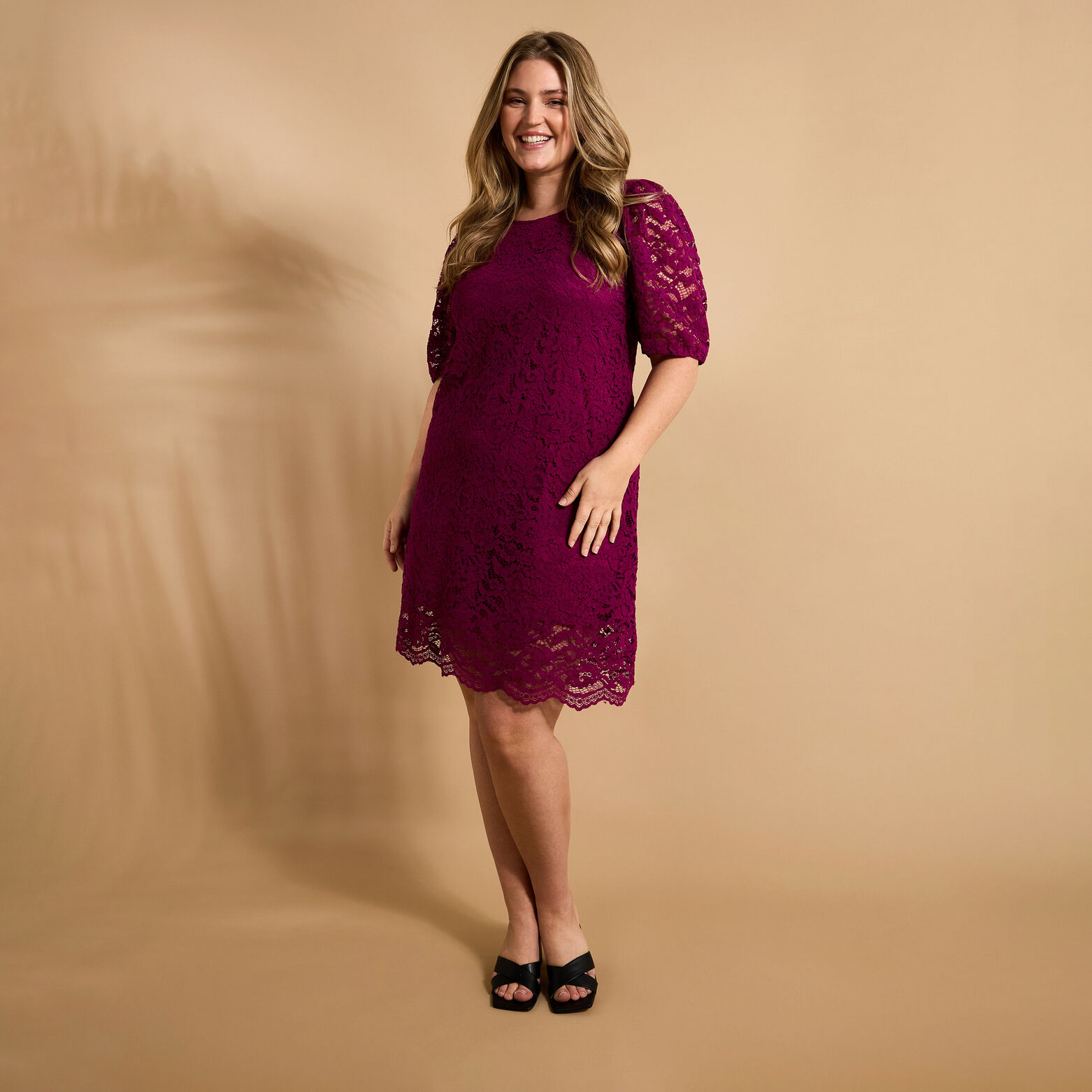 Robe col rond femme