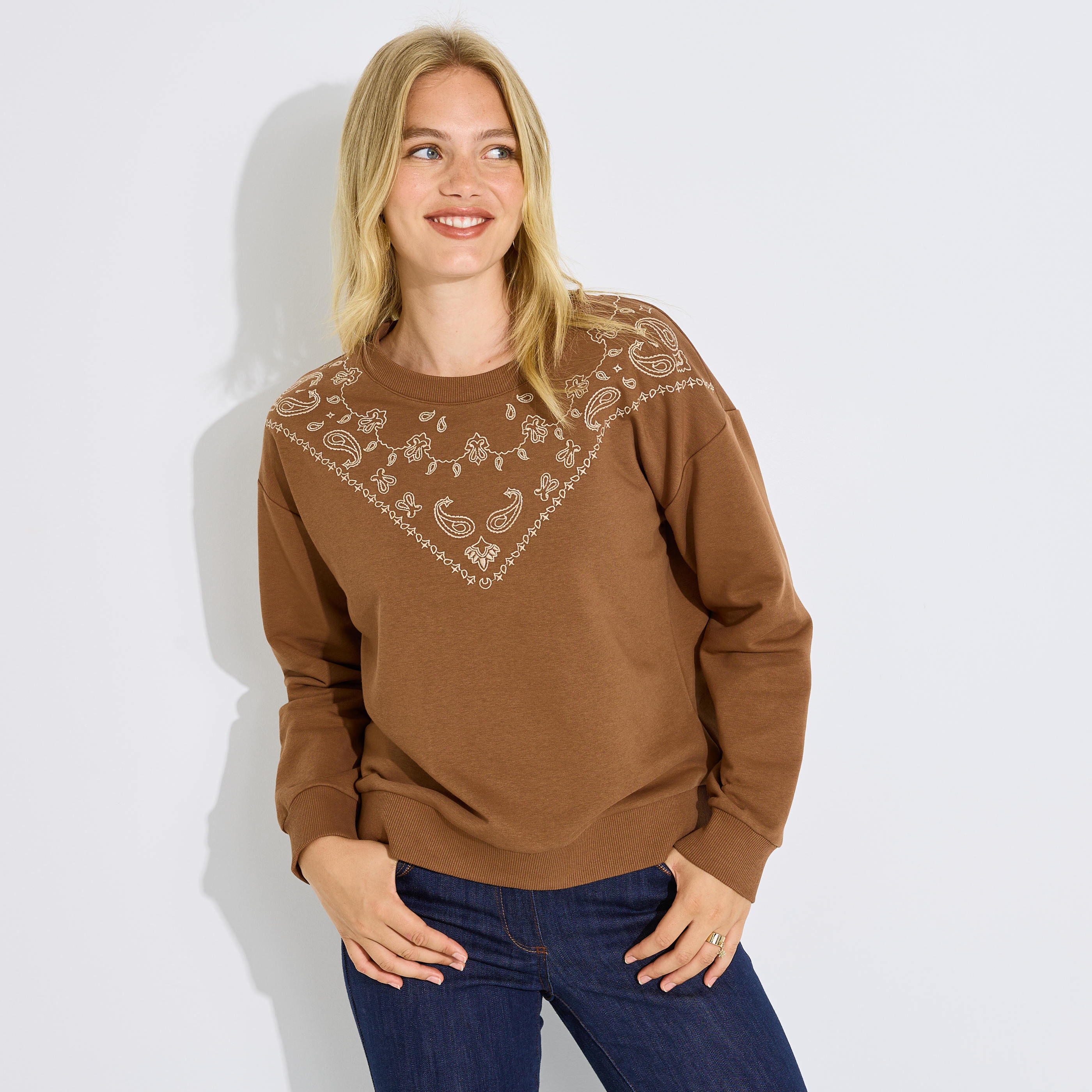 Sweat broderie bandana femme