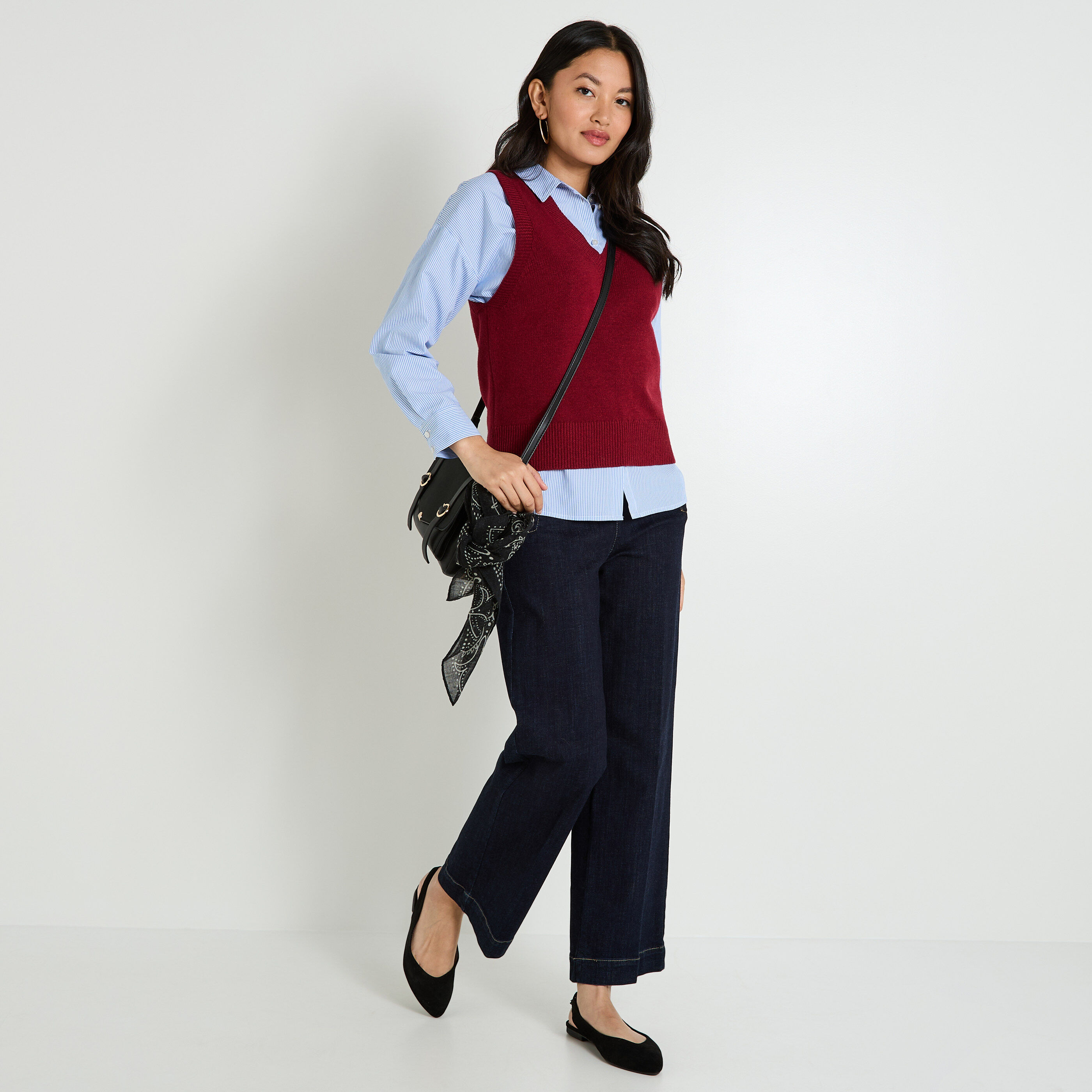 Pull sans manches &agrave; col V femme