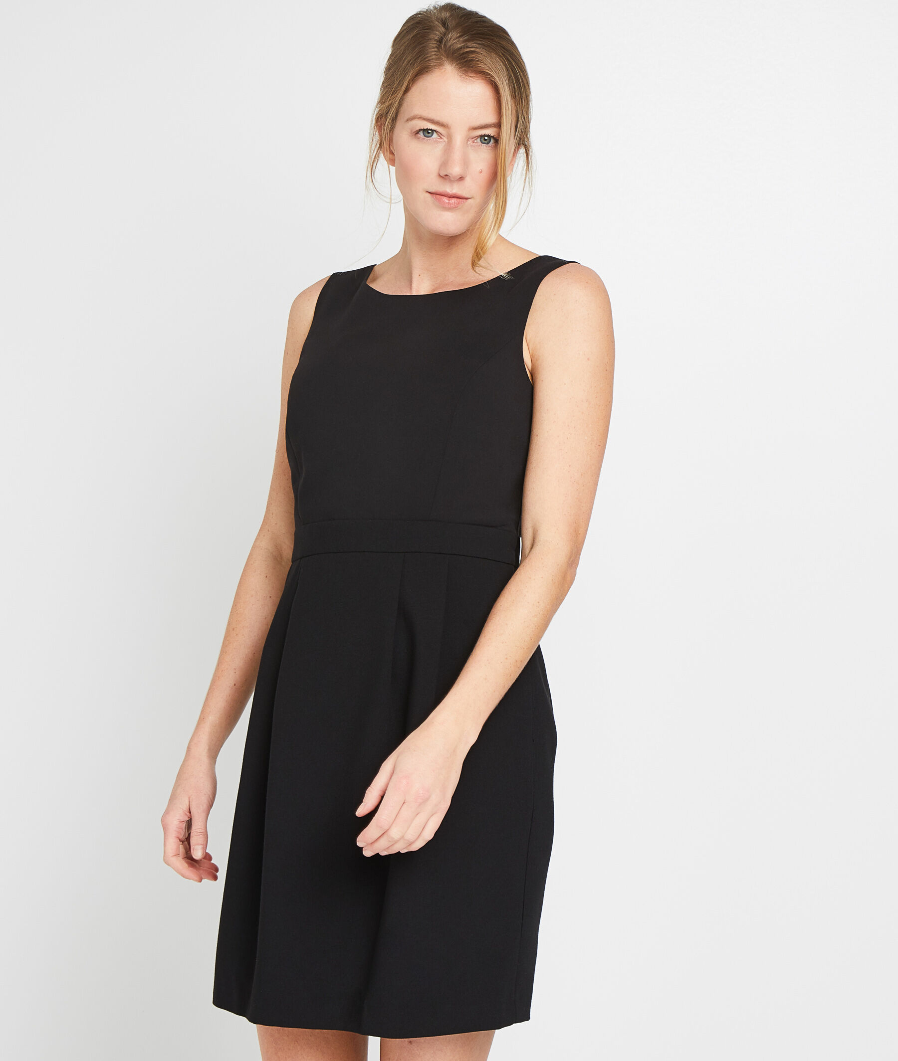 Robe droite hot sale fluide pas moulante