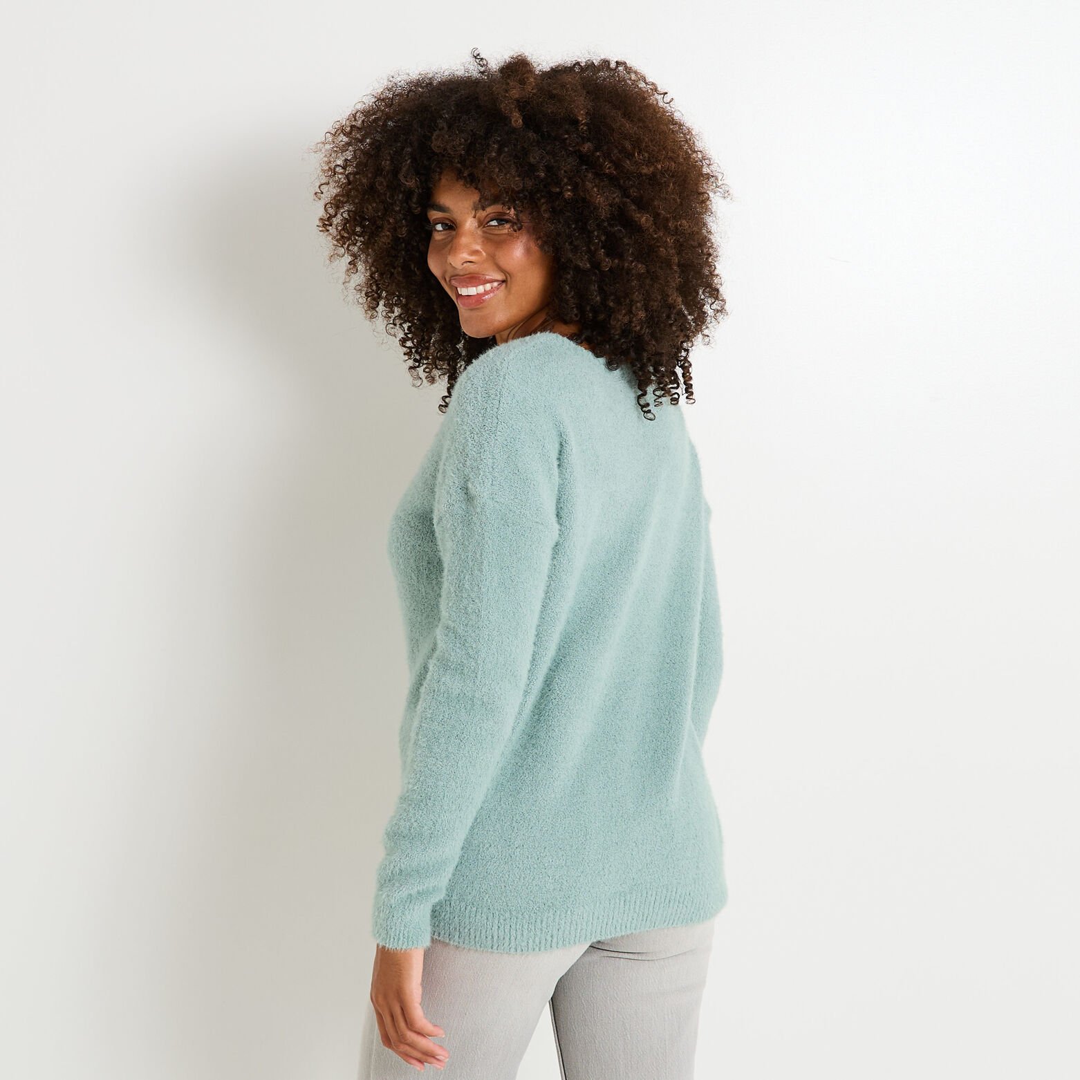 Pull fluffy à col V femme
