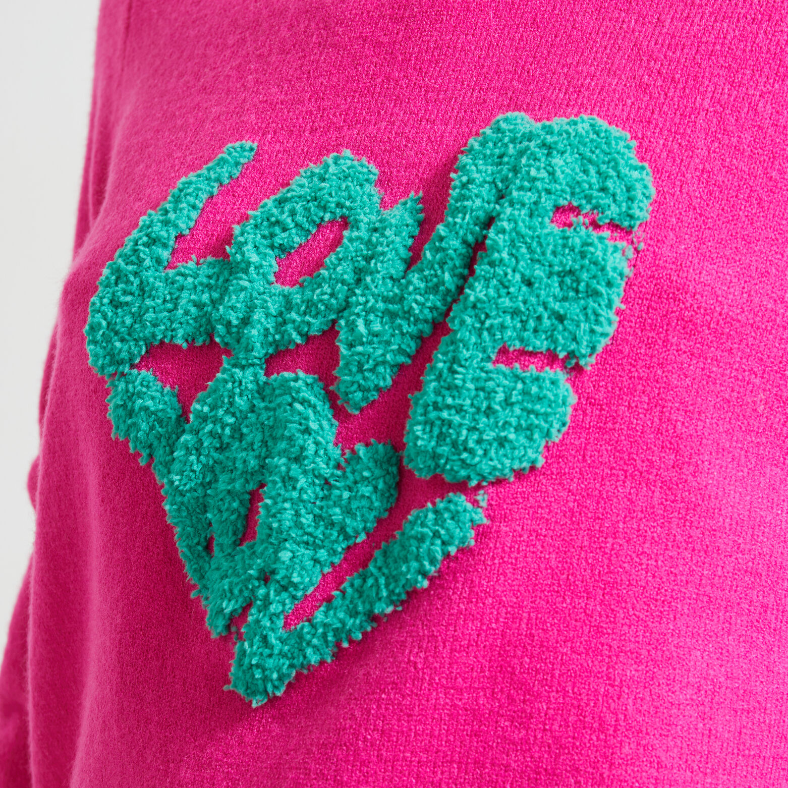 Pull love femme