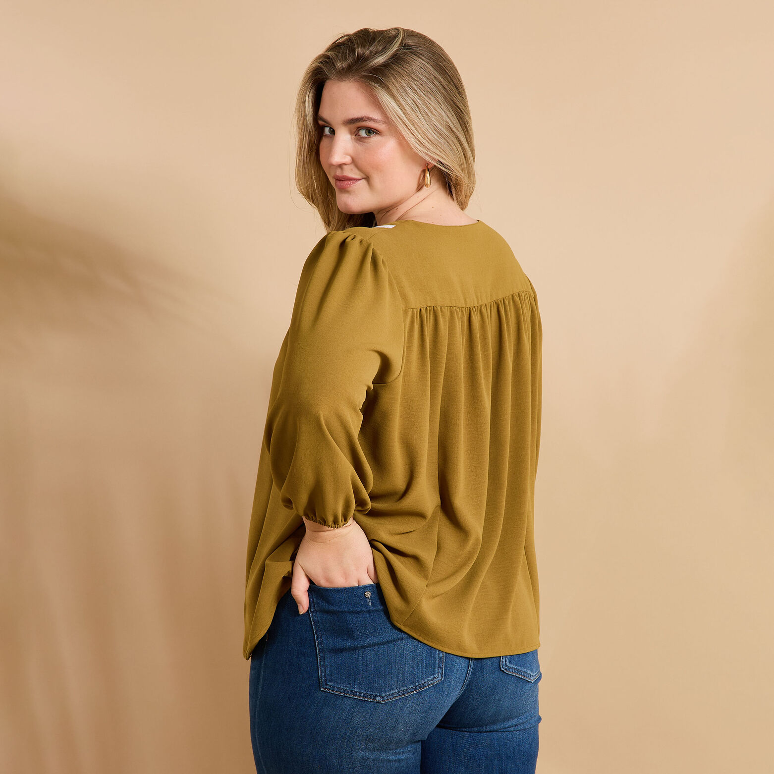 Blouse col V femme