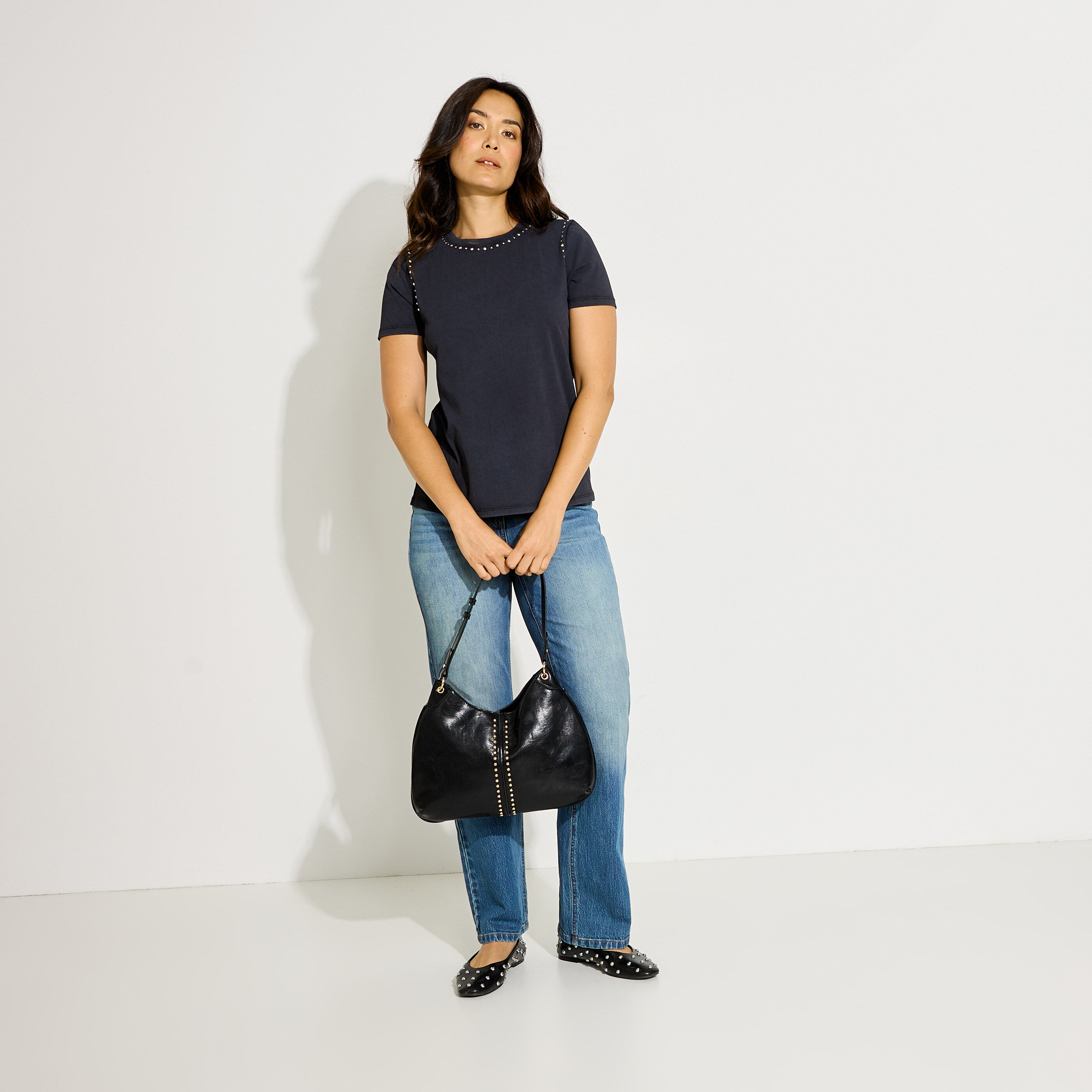 T-shirt d&eacute;tails clous femme