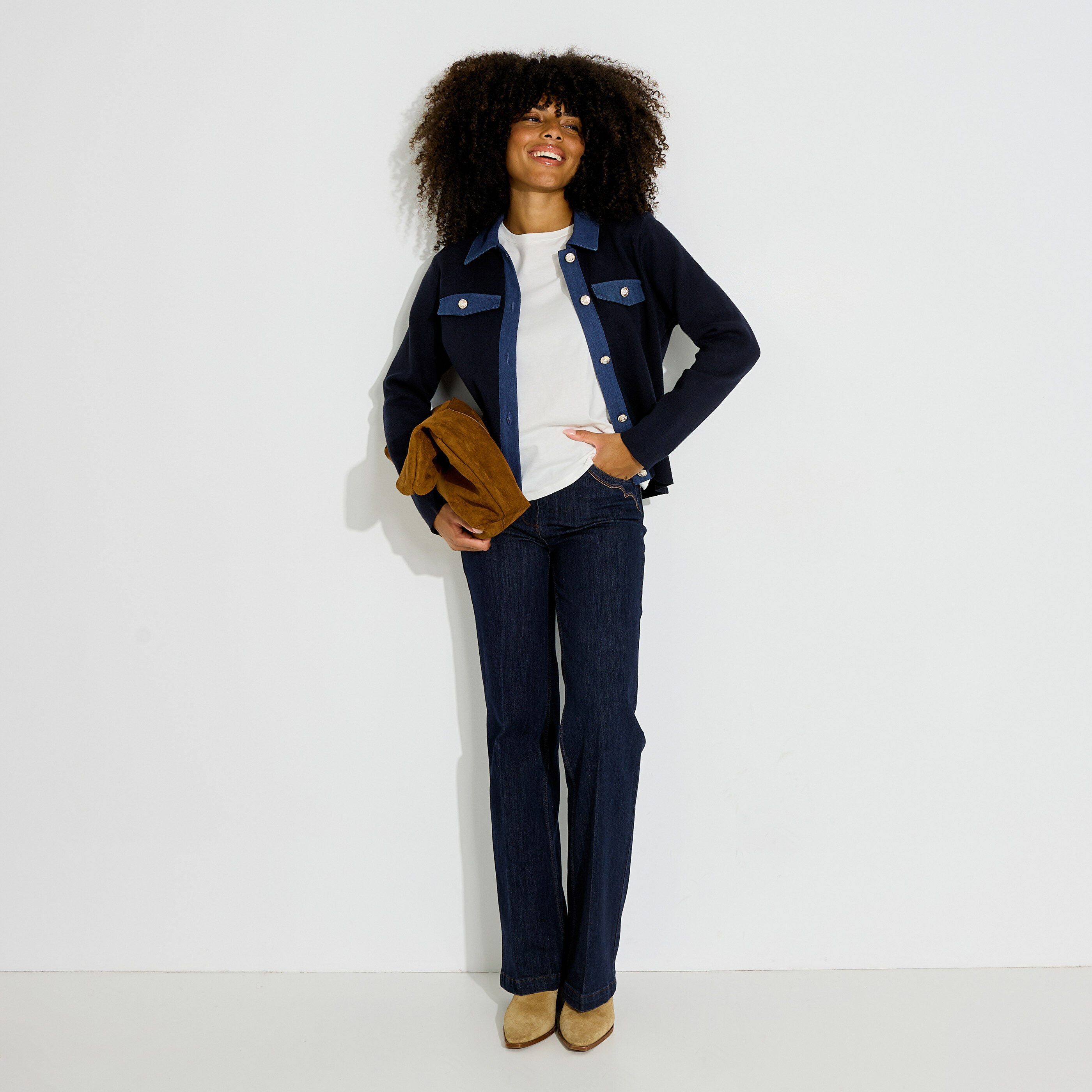 Gilet d&eacute;tail denim col chemise femme