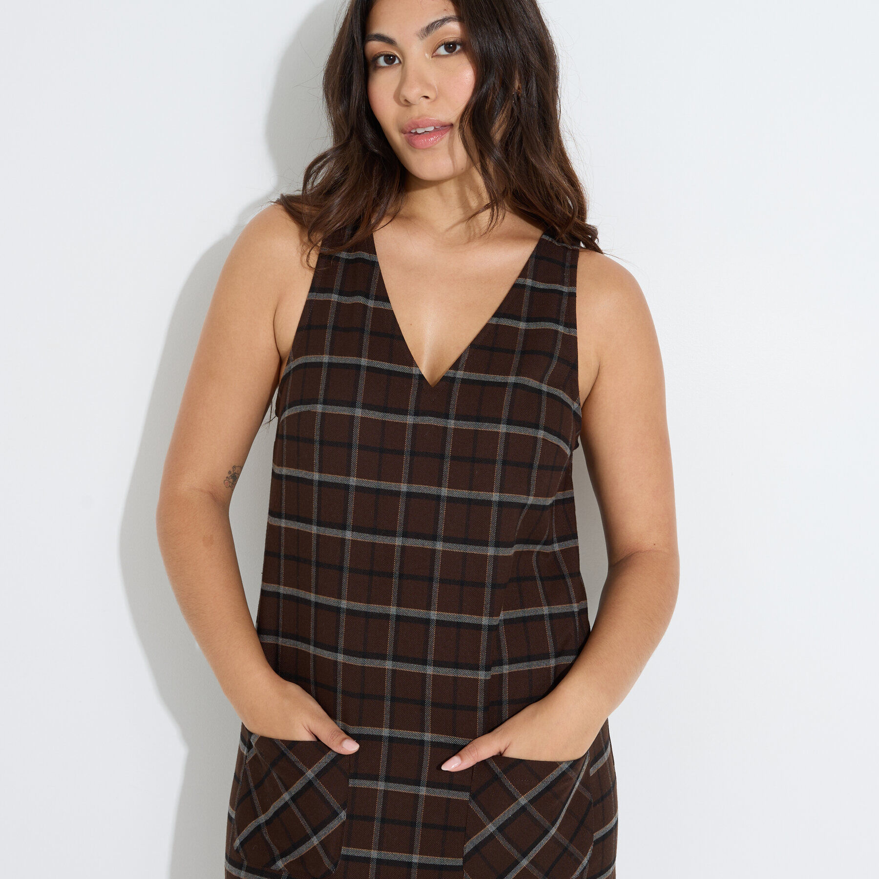 Robe chasuble &agrave; carreaux femme