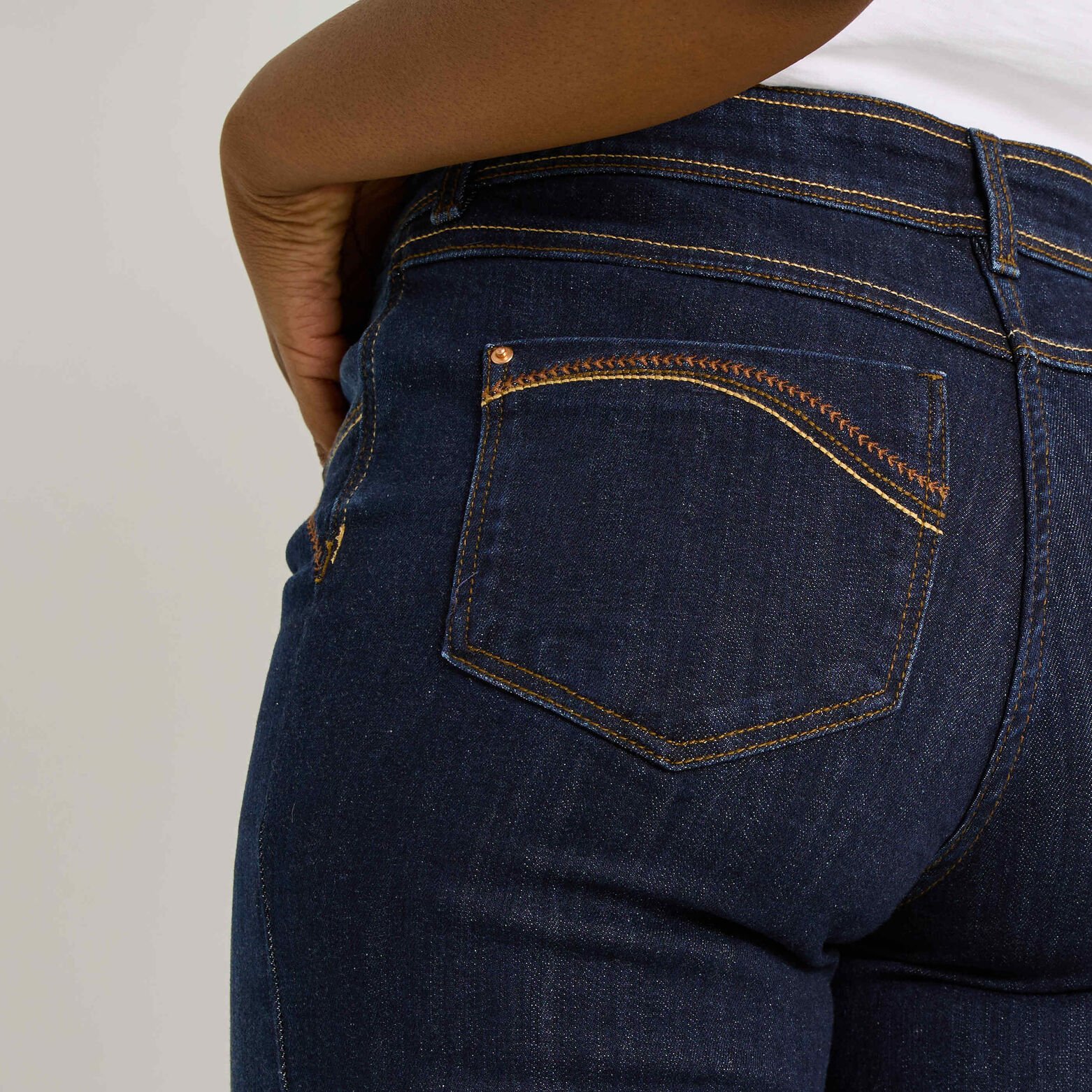 Jean Tall bootcut TBALI B01 femme